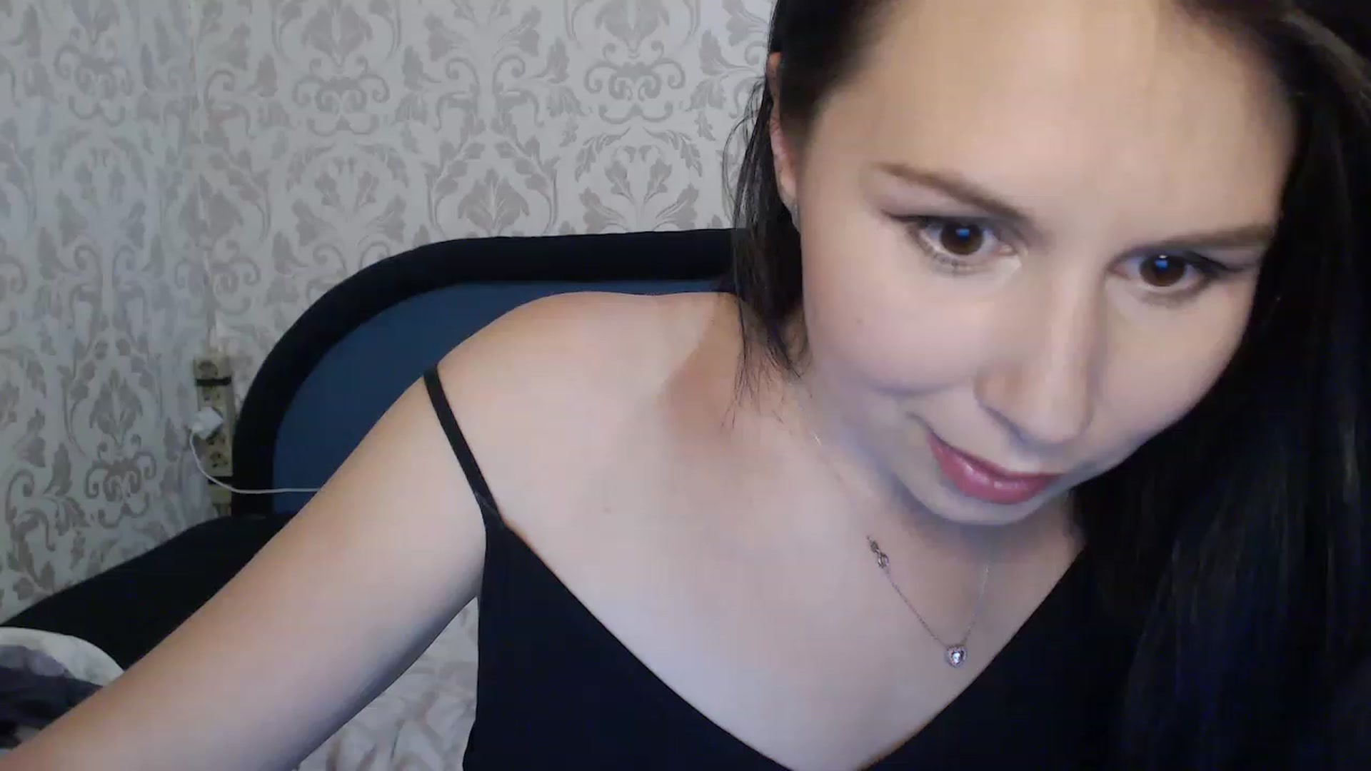 Gallery image thumbnail from Marissiya's myfreecams stream on, 06/18/2023, 16:47 image 8 of 20