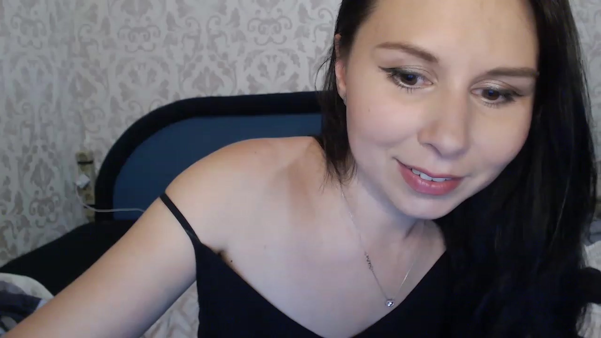 Gallery image thumbnail from Marissiya's myfreecams stream on, 06/18/2023, 16:47 image 10 of 20