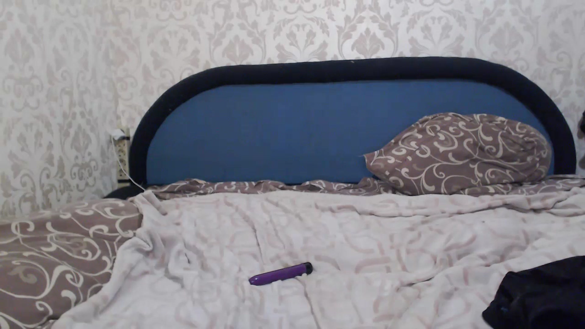 Gallery image thumbnail from Marissiya's myfreecams stream on, 07/08/2023, 16:20 image 15 of 20