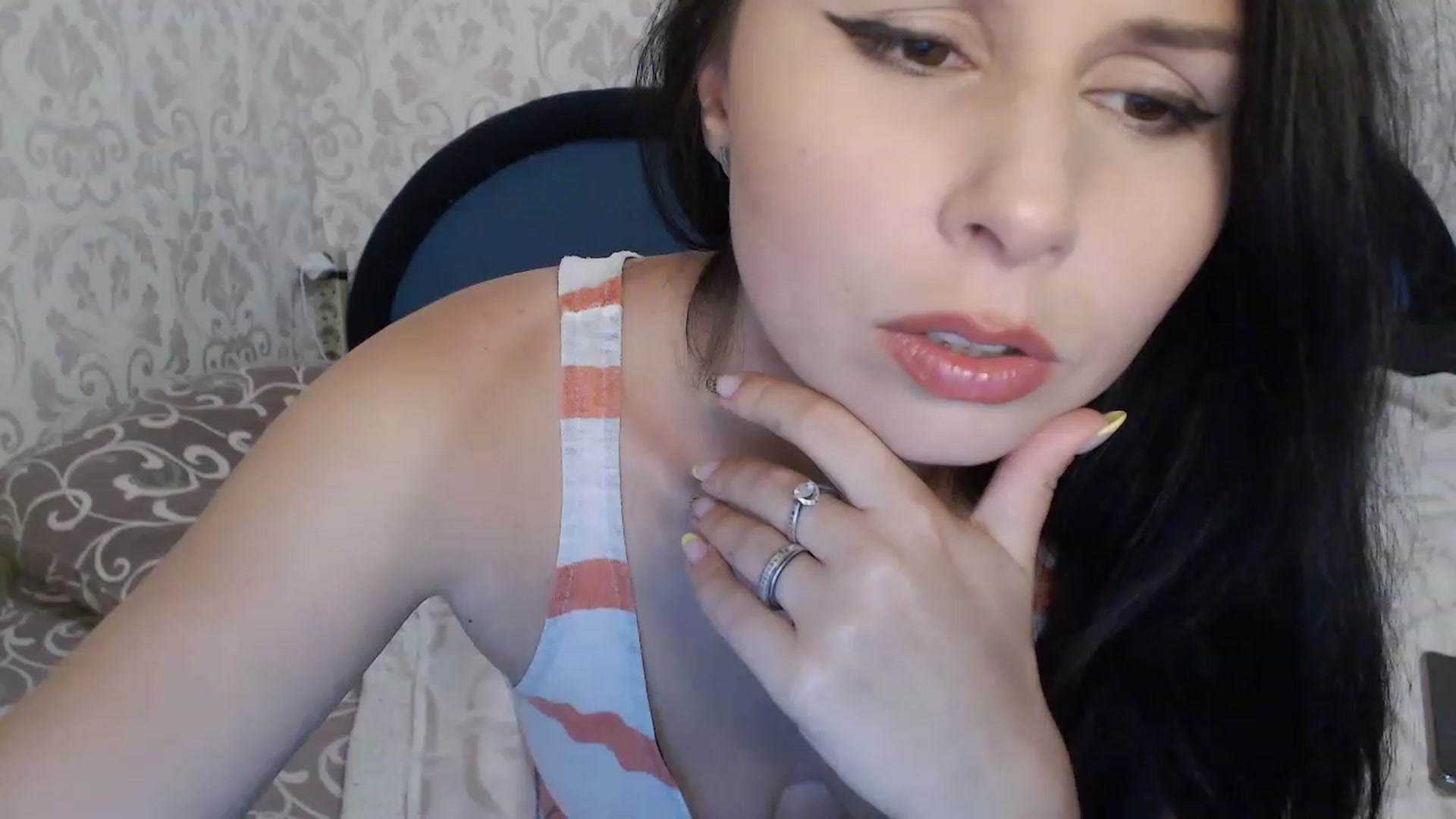 Gallery image thumbnail from Marissiya's myfreecams stream on, 07/10/2023, 17:08 image 2 of 20
