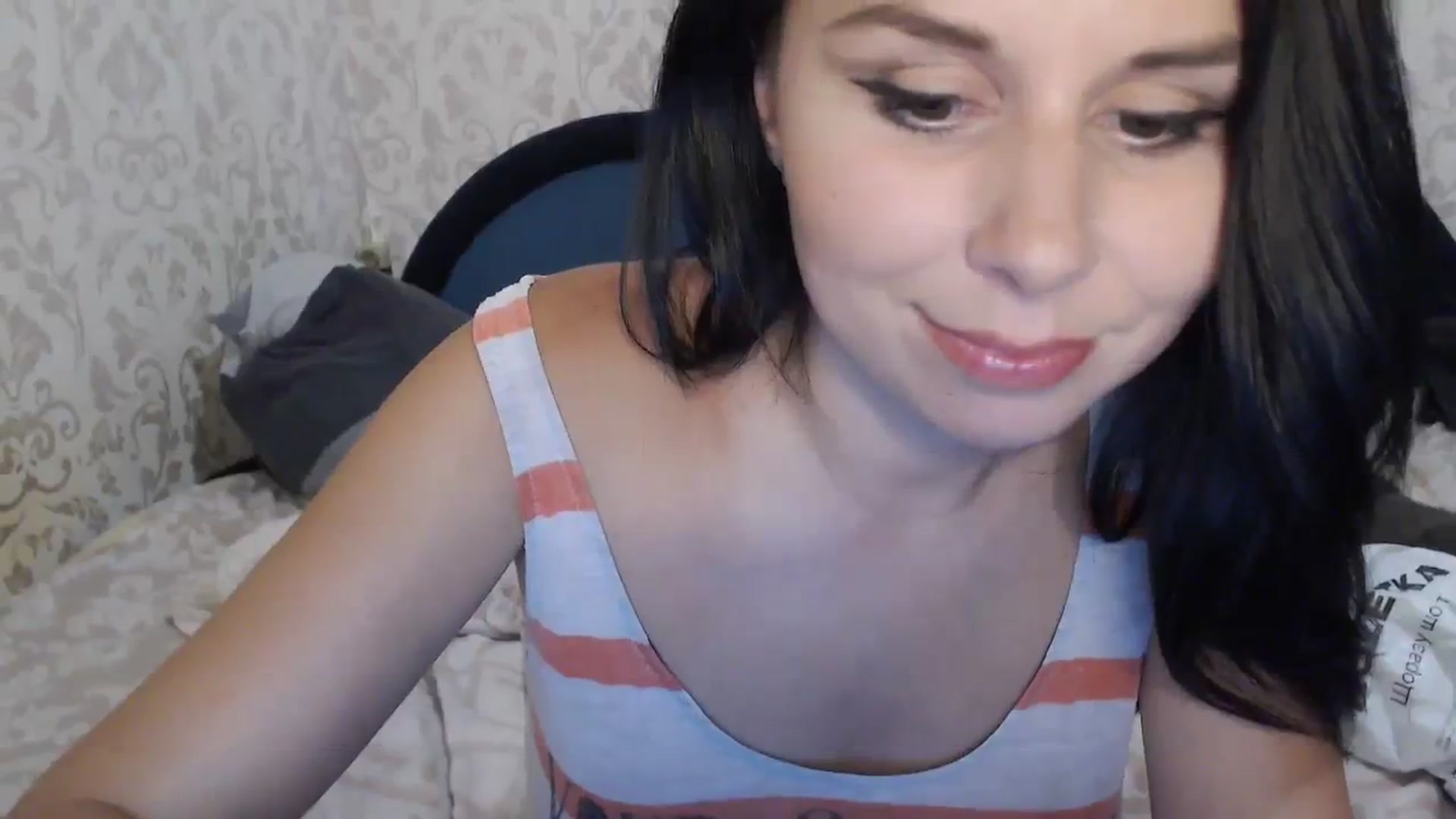 Gallery image thumbnail from Marissiya's myfreecams stream on, 08/12/2023, 17:25 image 5 of 20