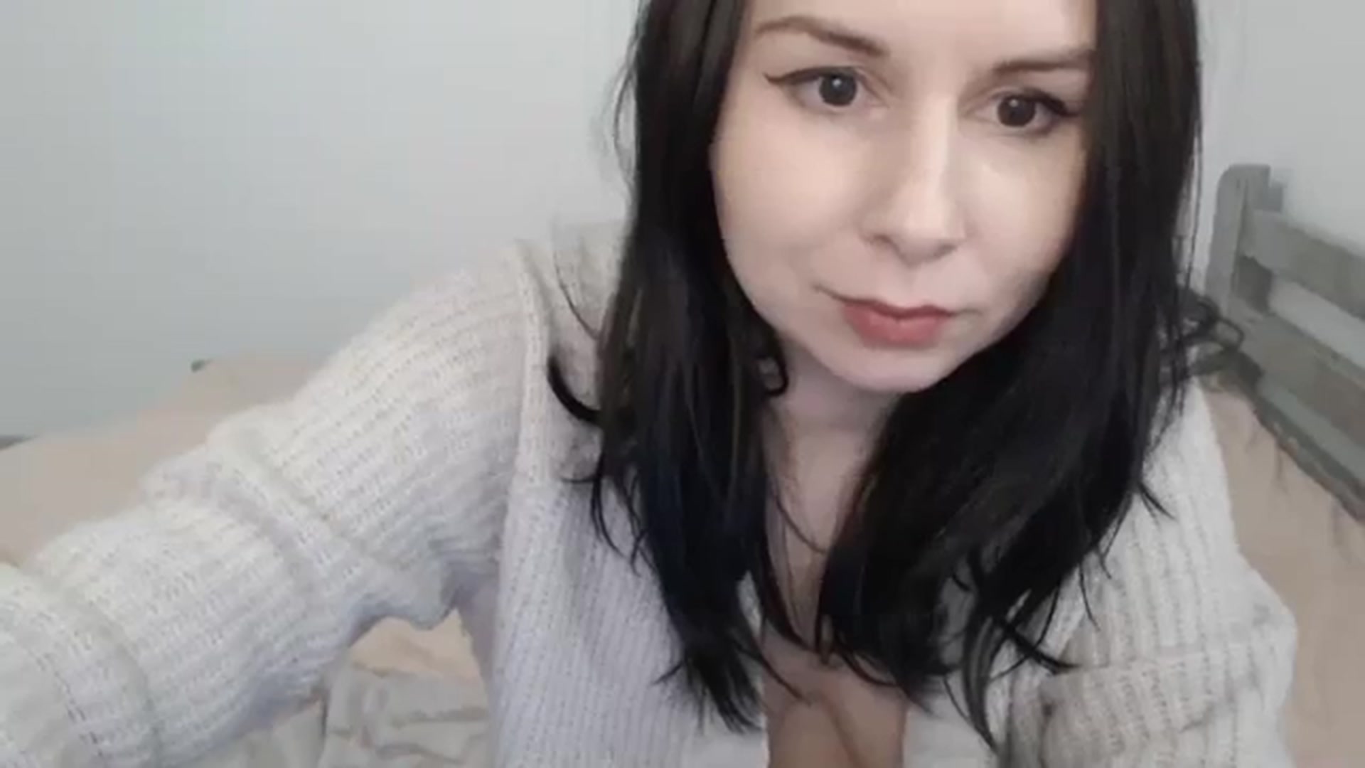 Gallery image thumbnail from Marissiya's myfreecams stream on, 01/20/2024, 19:00 image 19 of 20