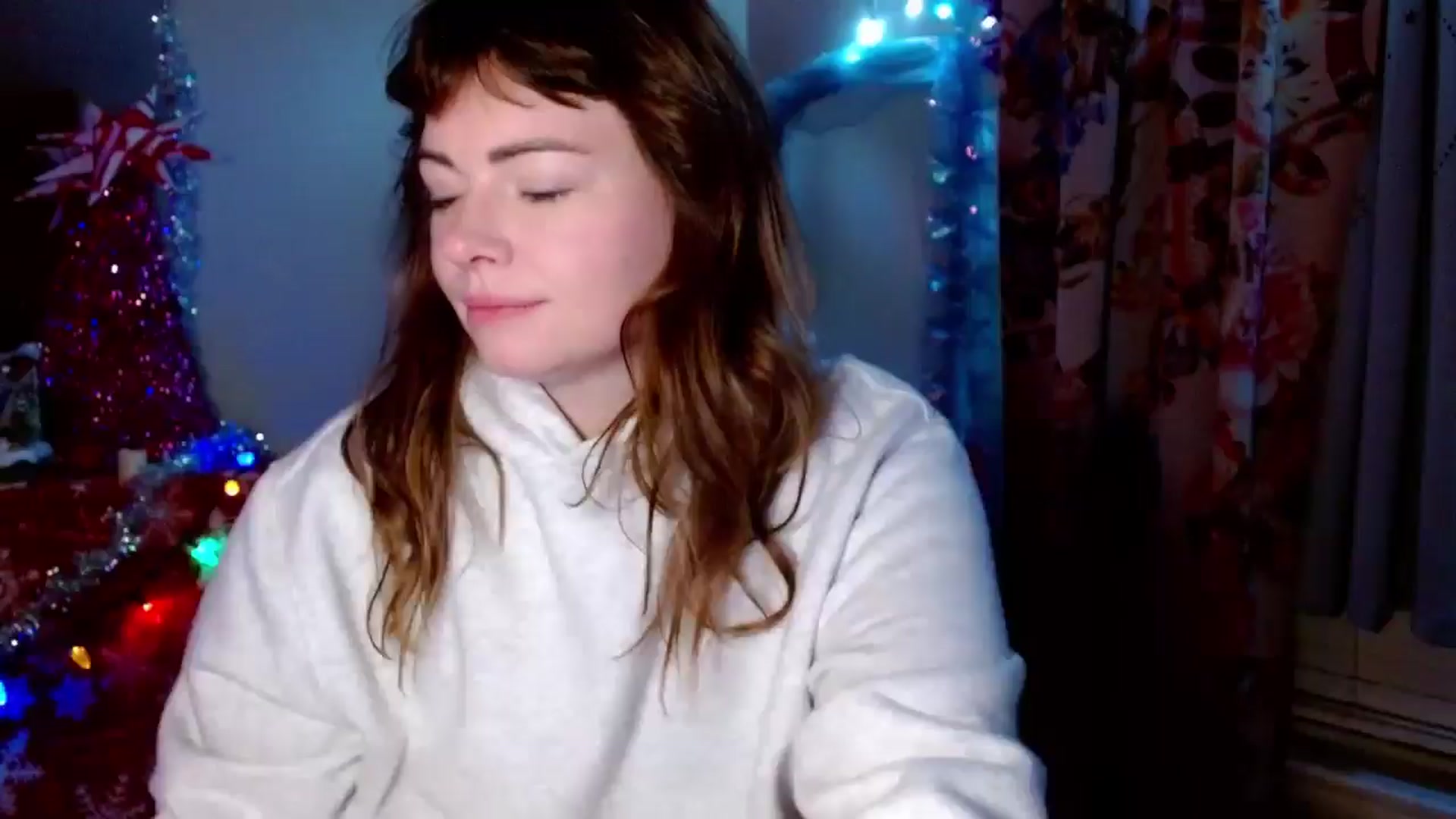 Gallery image thumbnail from MarlaSingerr's myfreecams stream on, 12/22/2024, 11:57 image 2 of 20