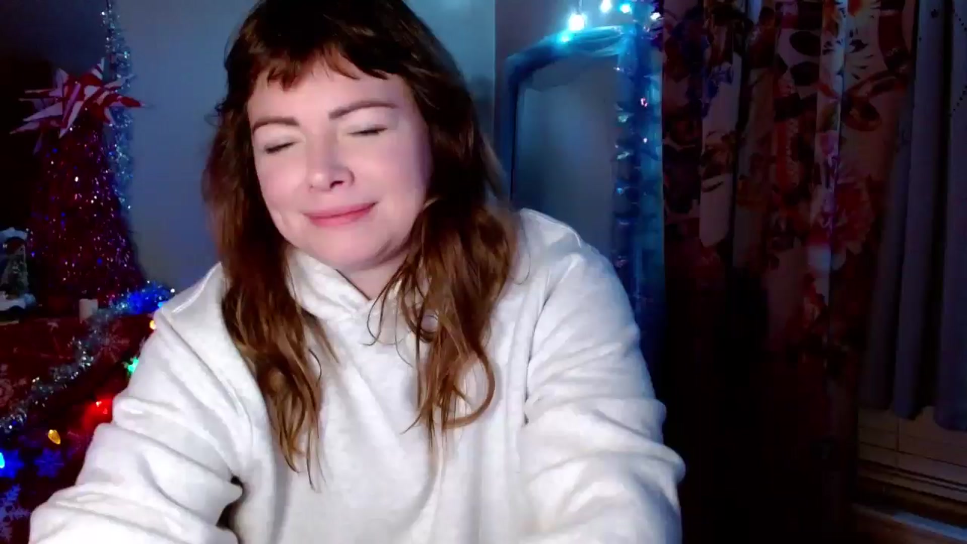 Gallery image thumbnail from MarlaSingerr's myfreecams stream on, 12/22/2024, 11:57 image 4 of 20