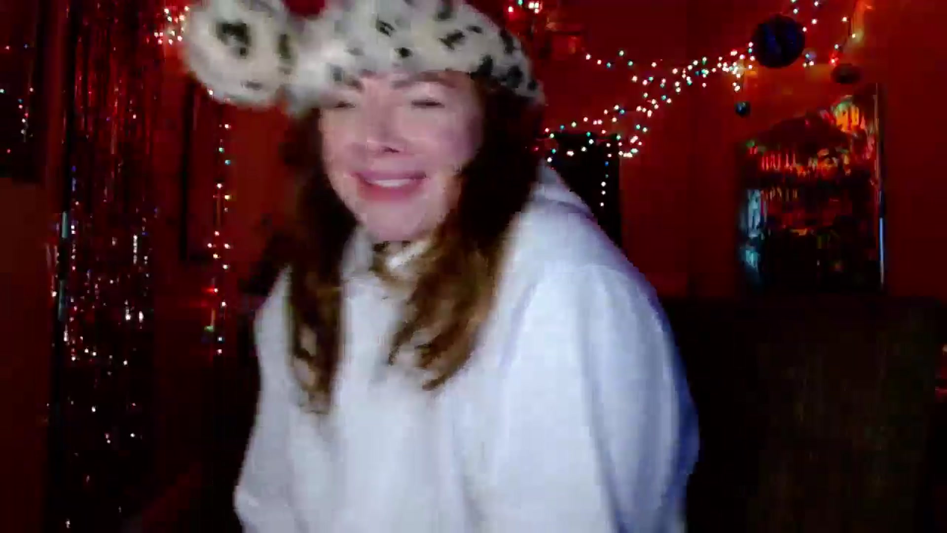 Gallery image thumbnail from MarlaSingerr's myfreecams stream on, 12/22/2024, 12:17 image 16 of 20