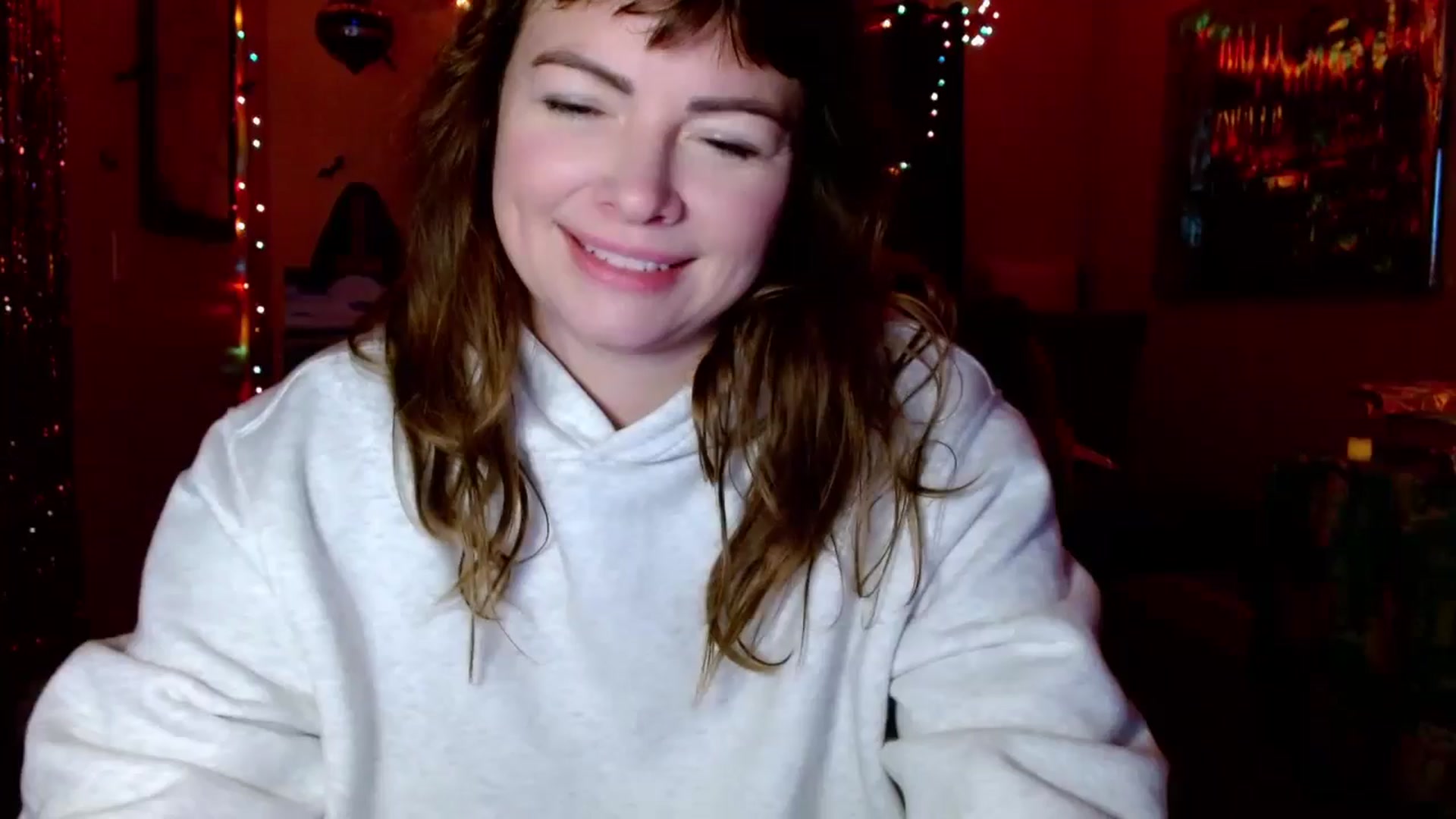 Gallery image thumbnail from MarlaSingerr's myfreecams stream on, 12/22/2024, 12:17 image 1 of 20
