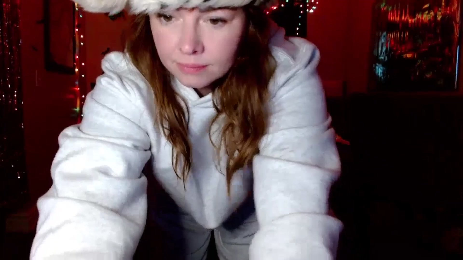 Gallery image thumbnail from MarlaSingerr's myfreecams stream on, 12/22/2024, 12:17 image 12 of 20