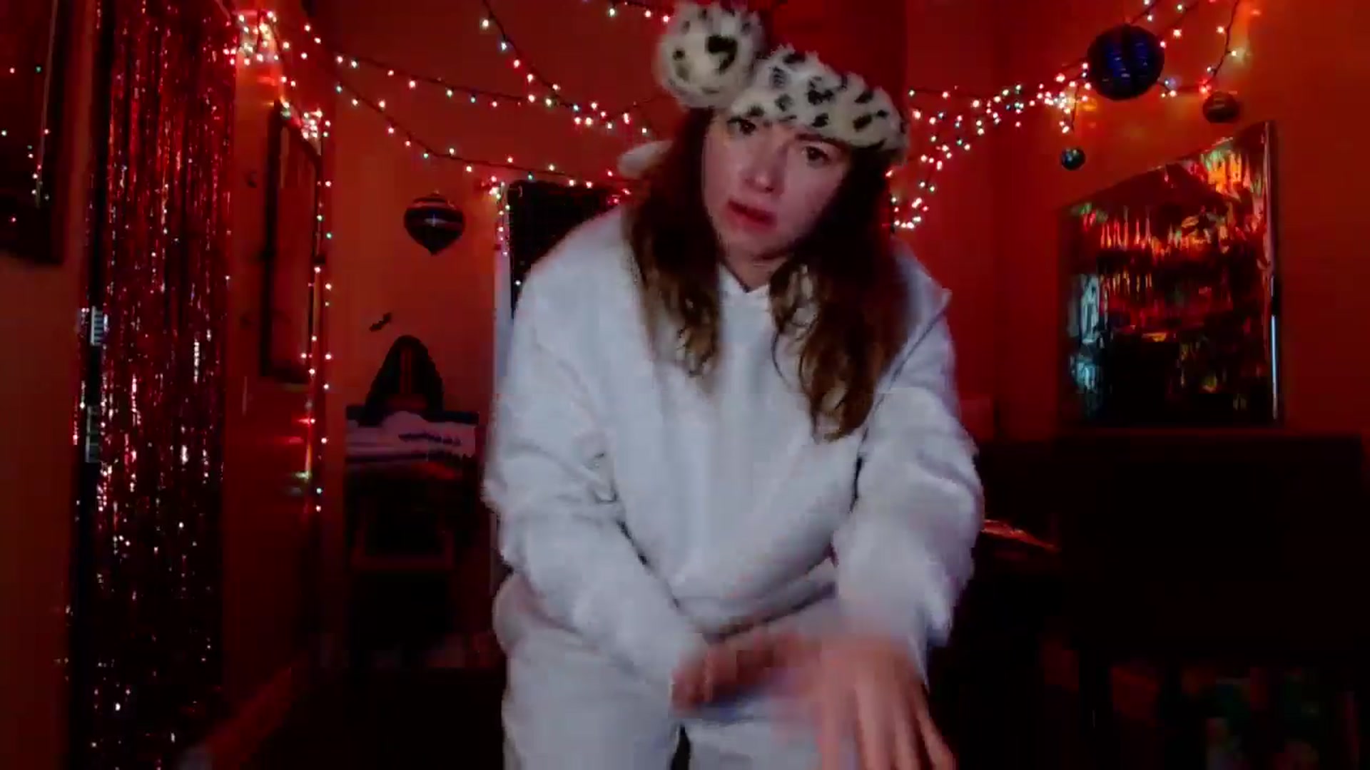 Gallery image thumbnail from MarlaSingerr's myfreecams stream on, 12/22/2024, 12:17 image 14 of 20