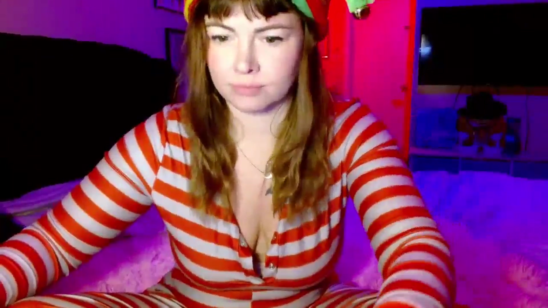 Gallery image thumbnail from MarlaSingerr's myfreecams stream on, 12/23/2024, 11:57 image 19 of 20