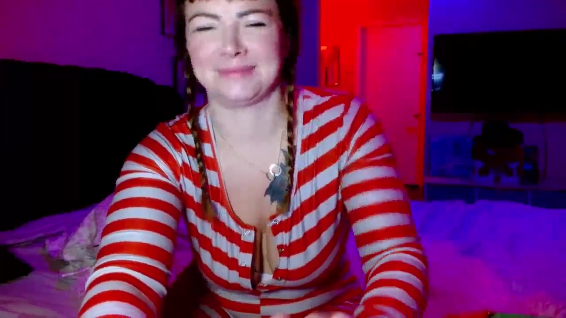 Gallery image thumbnail from MarlaSingerr's myfreecams stream on, 12/23/2024, 11:57 image 5 of 20