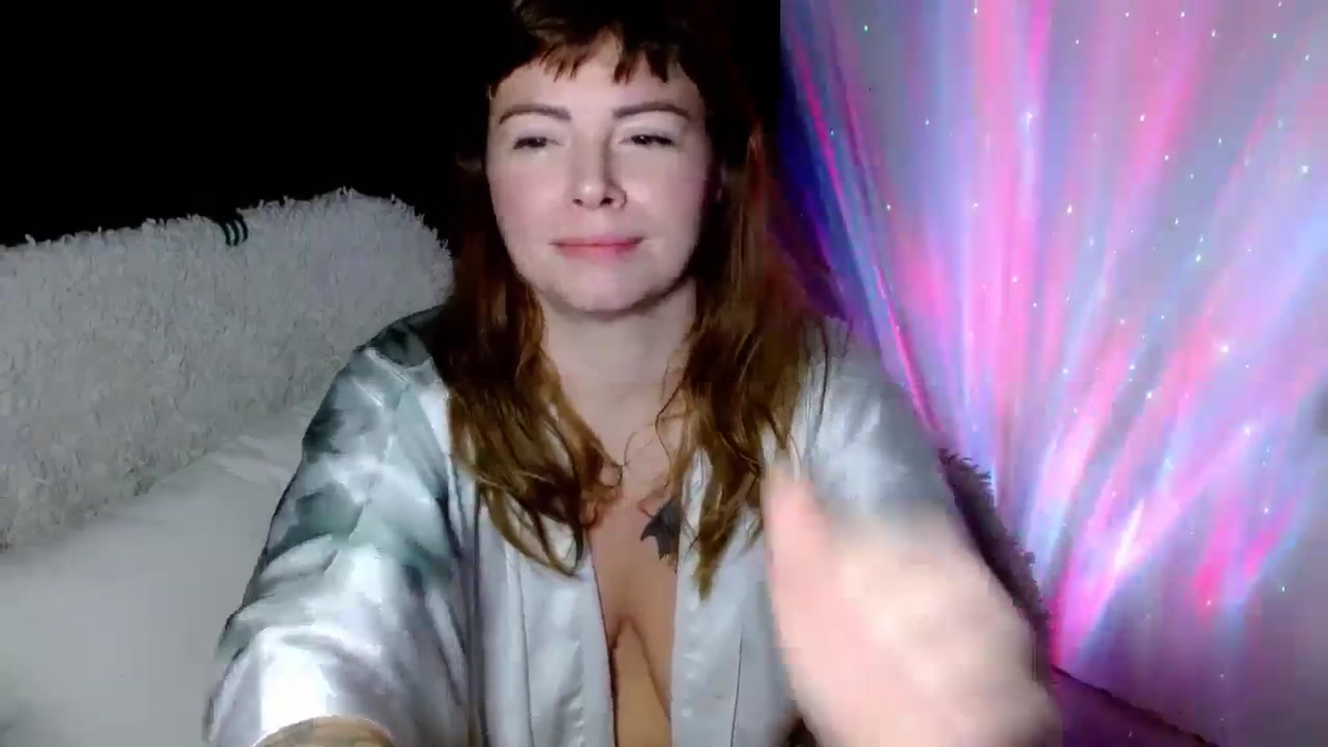 Gallery image thumbnail from MarlaSingerr's myfreecams stream on, 12/26/2024, 11:59 image 9 of 20