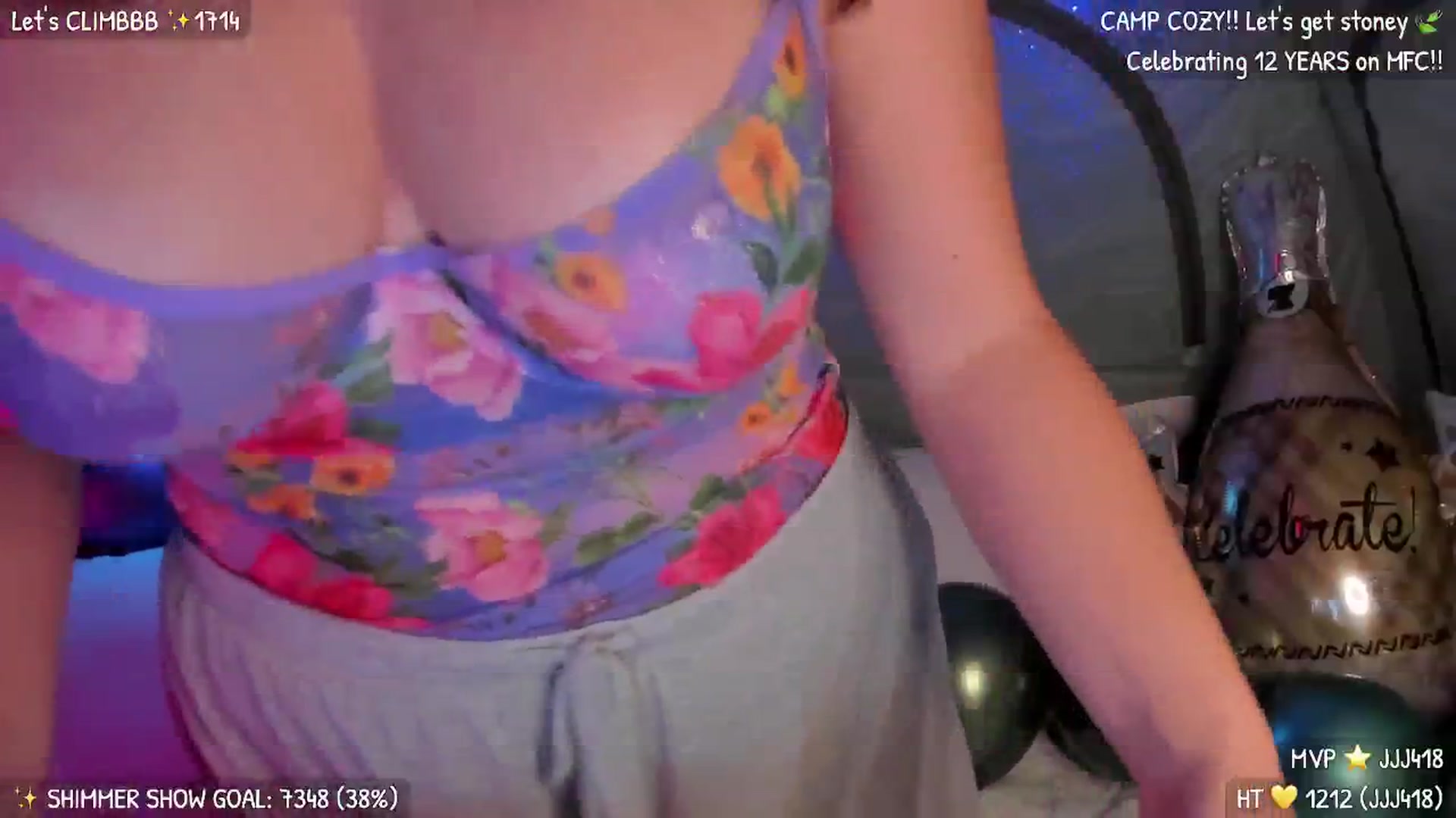 Gallery image thumbnail from MarleeMeadows's myfreecams stream on, 06/15/2024, 05:04 image 7 of 20