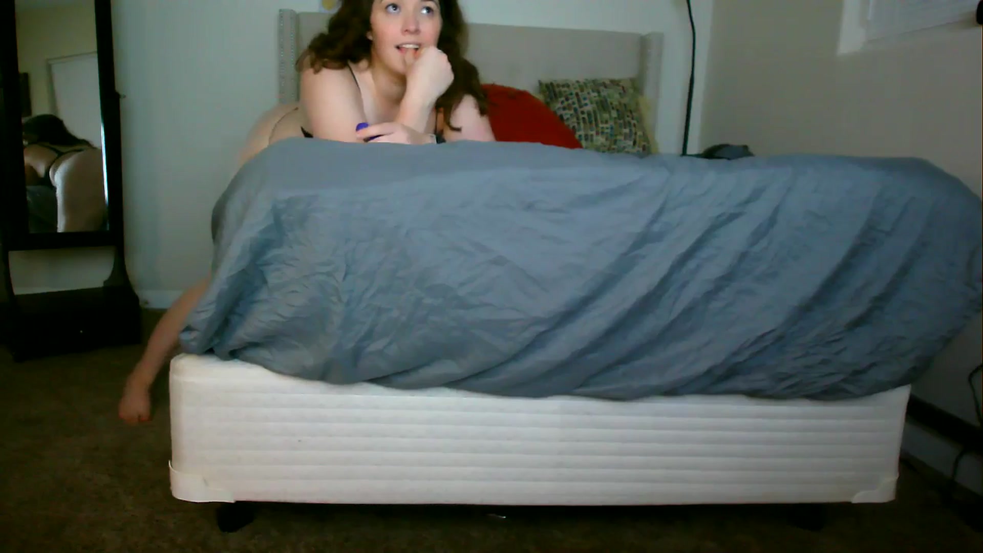 Gallery image thumbnail from Marley2's myfreecams stream on, 12/04/2023, 24:45 image 18 of 20