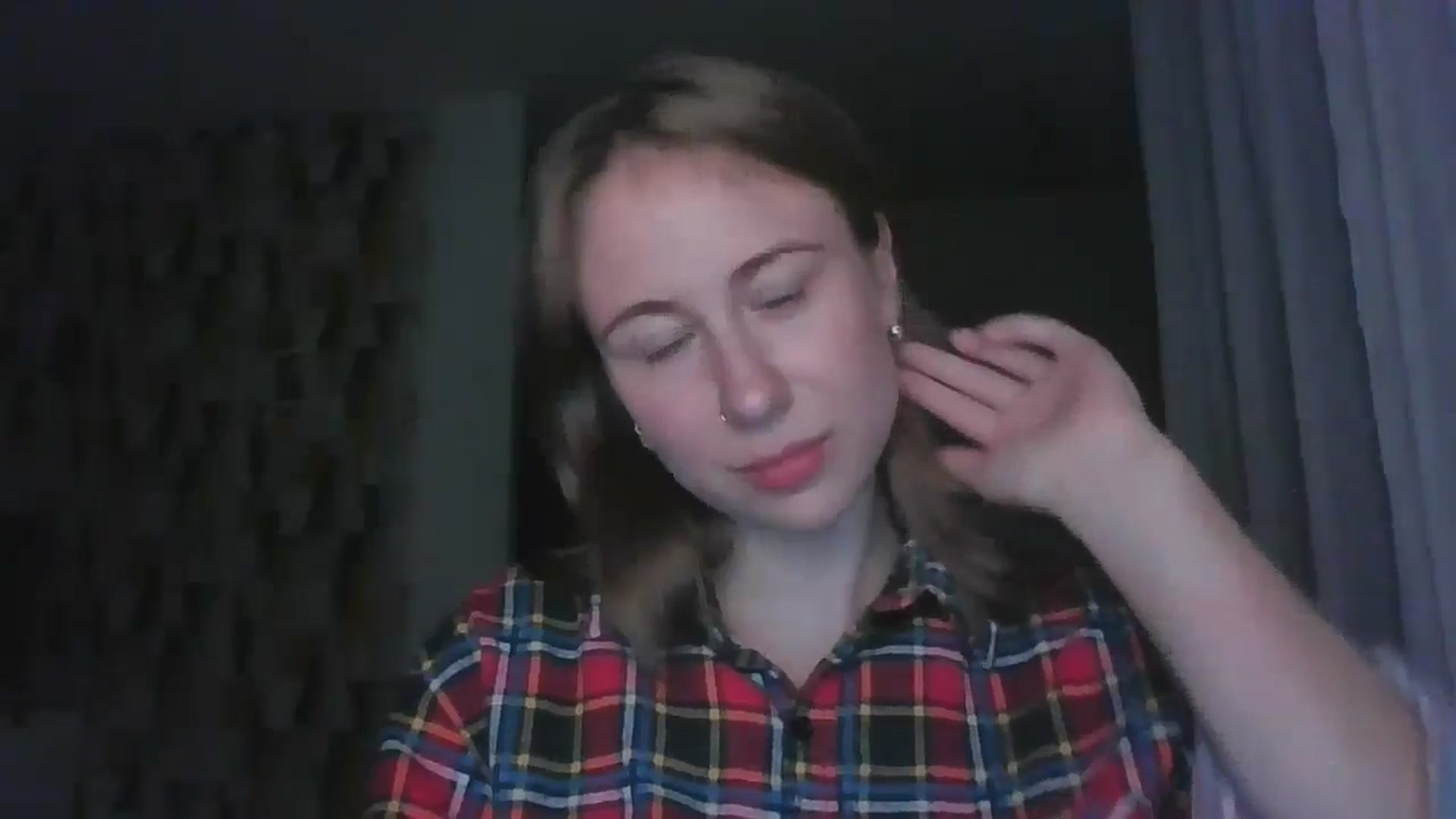 Gallery image thumbnail from Marmelade's myfreecams stream on, 08/24/2024, 21:25 image 7 of 20
