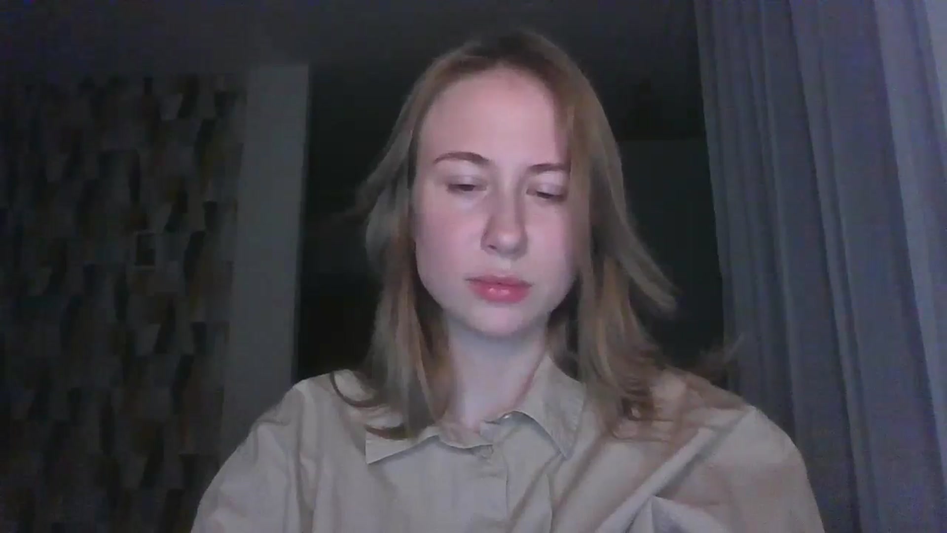 Gallery image thumbnail from Marmelade's myfreecams stream on, 08/27/2024, 21:36 image 16 of 20