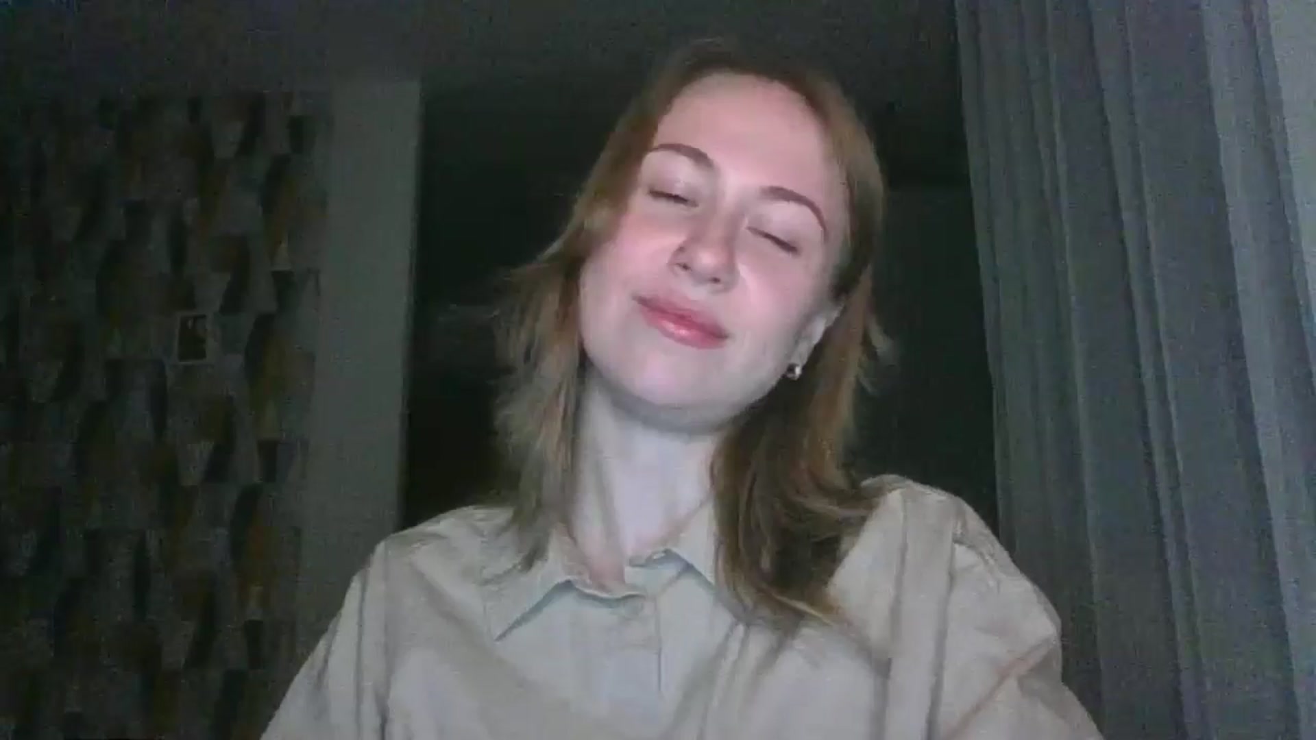 Gallery image thumbnail from Marmelade's myfreecams stream on, 08/27/2024, 22:48 image 15 of 20