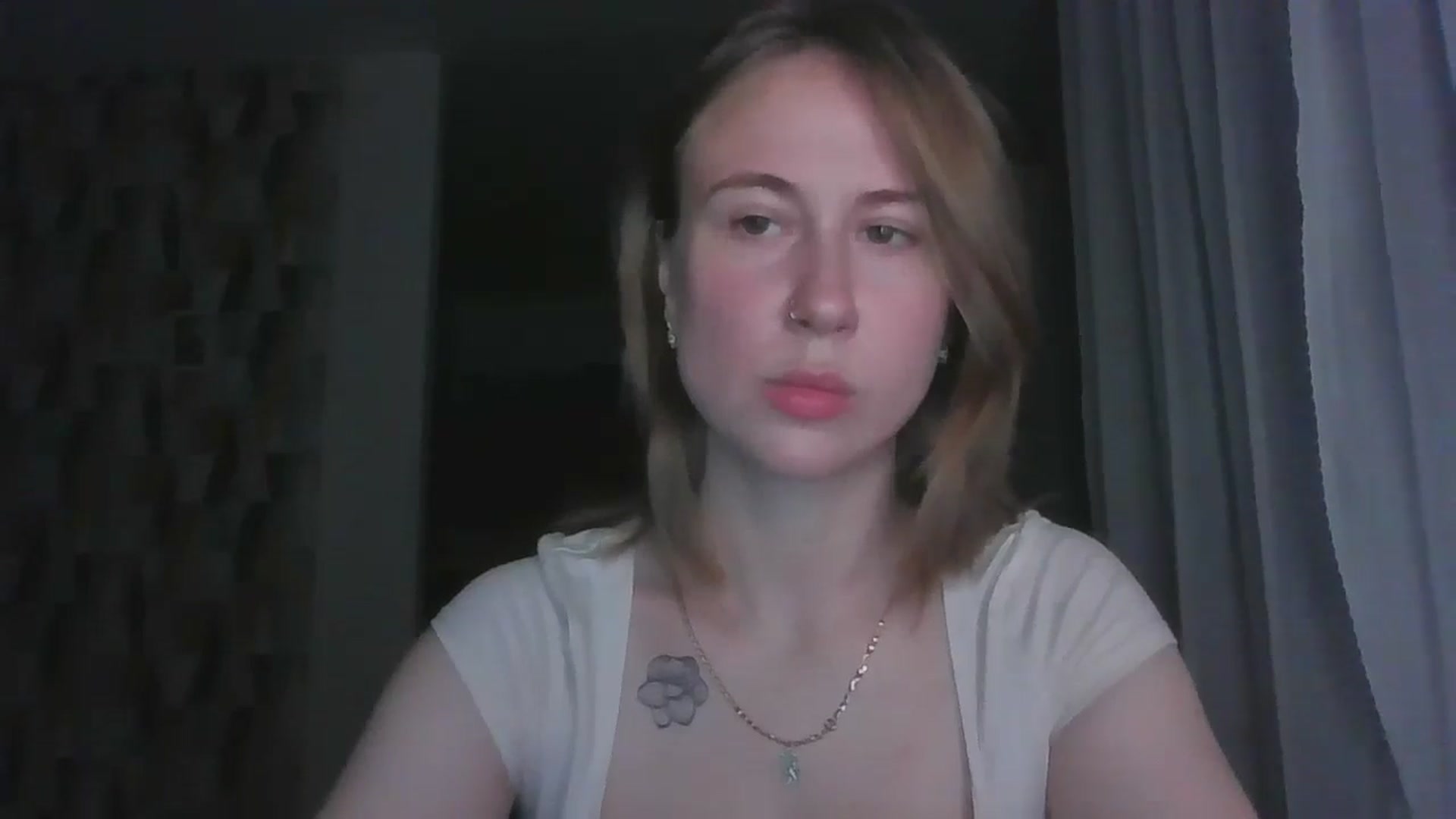 Gallery image thumbnail from Marmelade's myfreecams stream on, 08/30/2024, 22:15 image 4 of 20