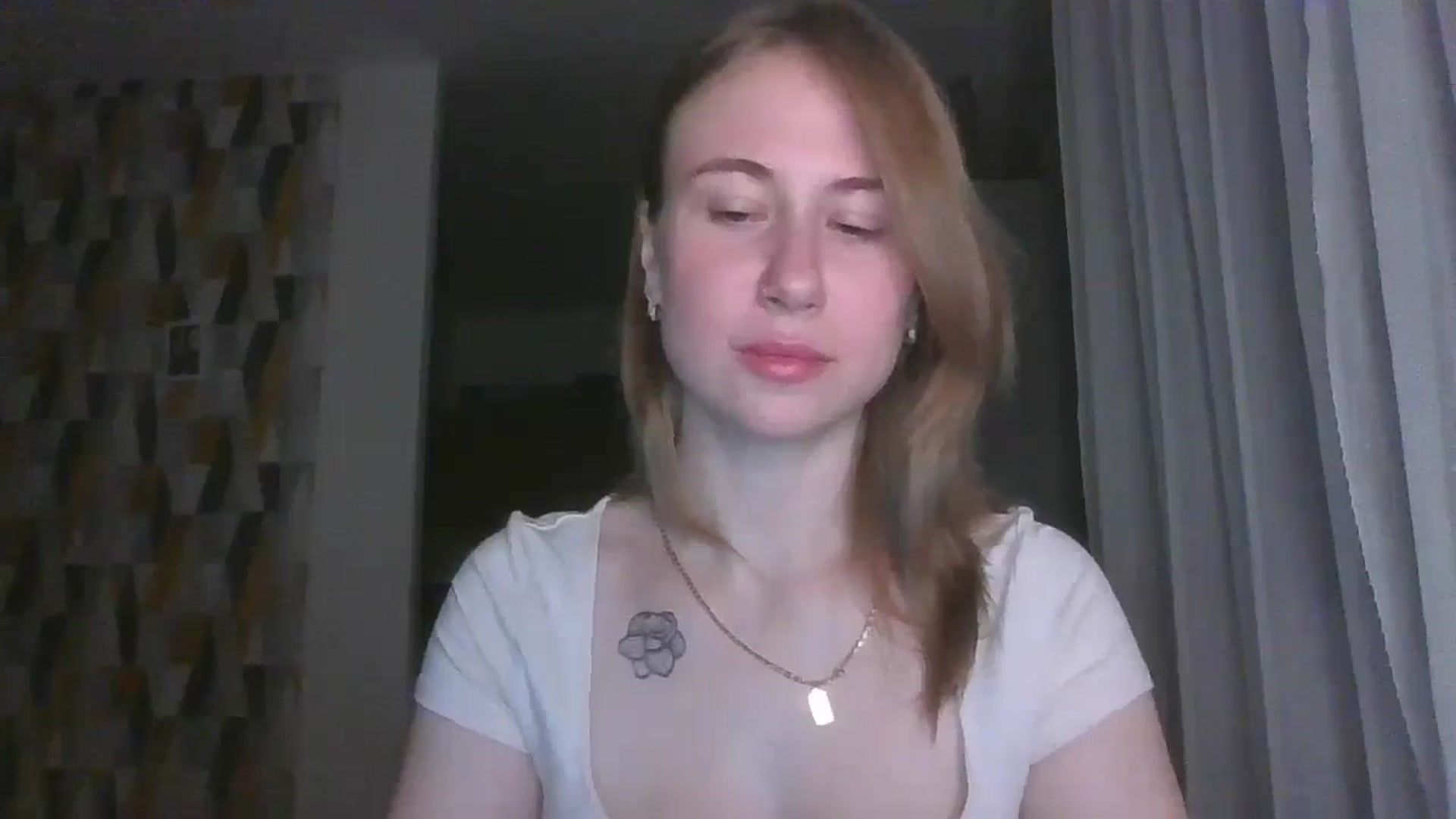 Gallery image thumbnail from Marmelade's myfreecams stream on, 08/30/2024, 22:15 image 17 of 20