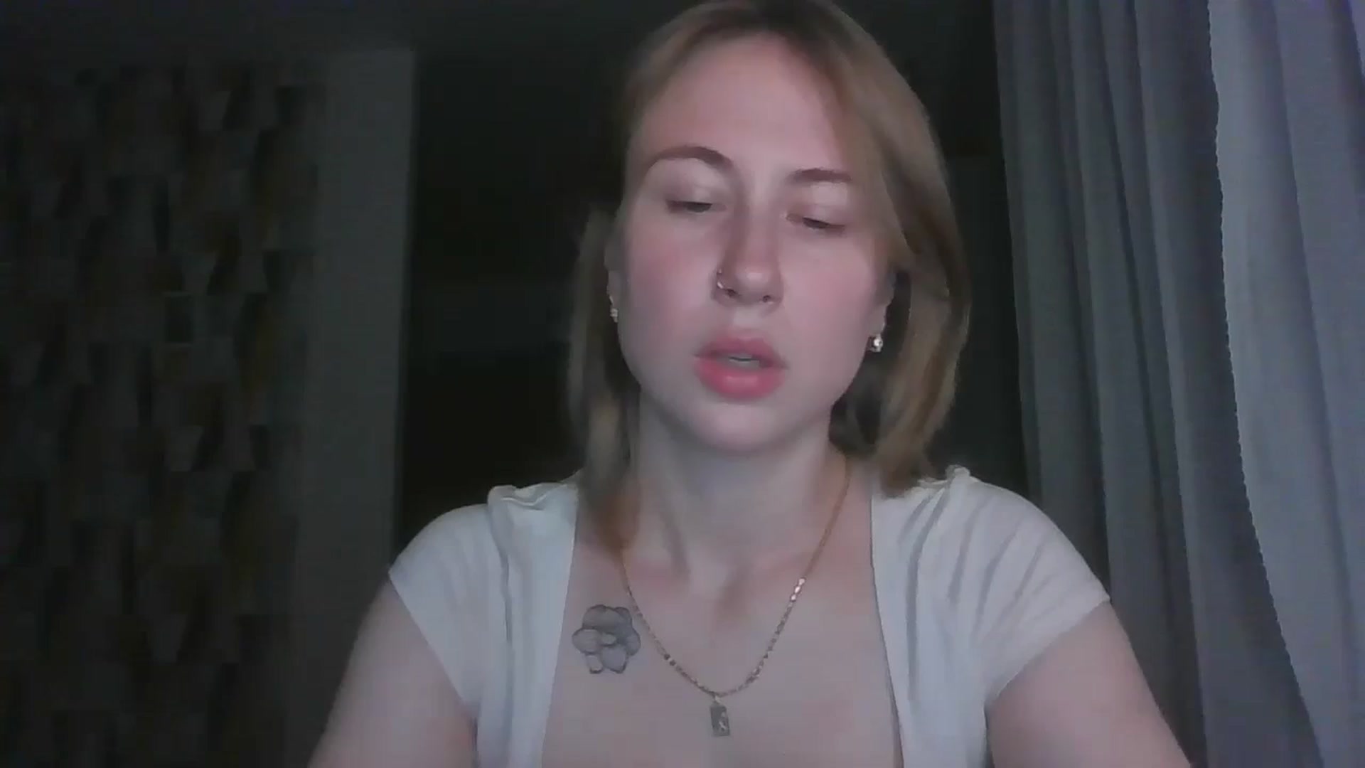 Gallery image thumbnail from Marmelade's myfreecams stream on, 08/30/2024, 22:15 image 2 of 20
