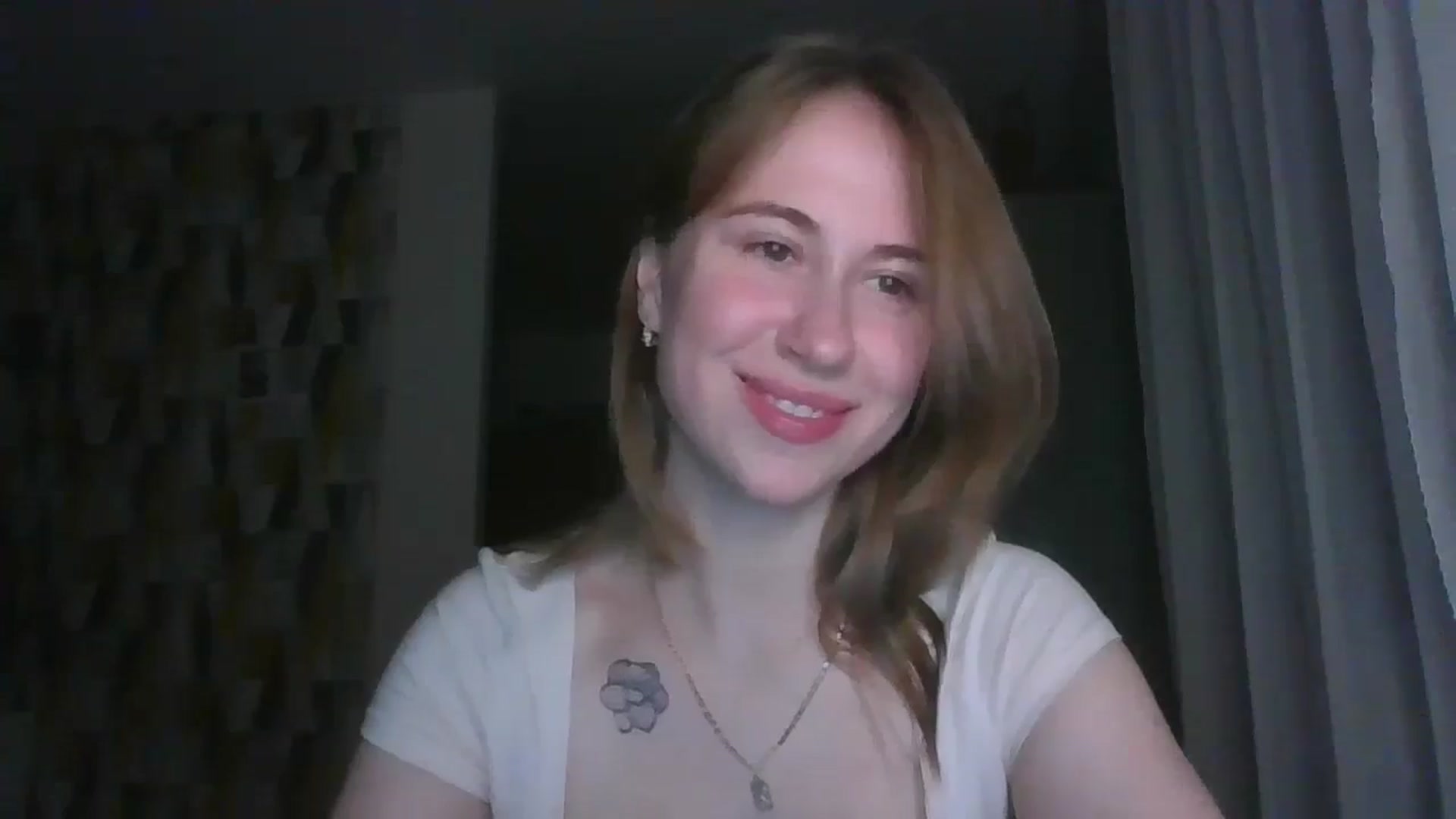 Gallery image thumbnail from Marmelade's myfreecams stream on, 08/30/2024, 23:09 image 18 of 20