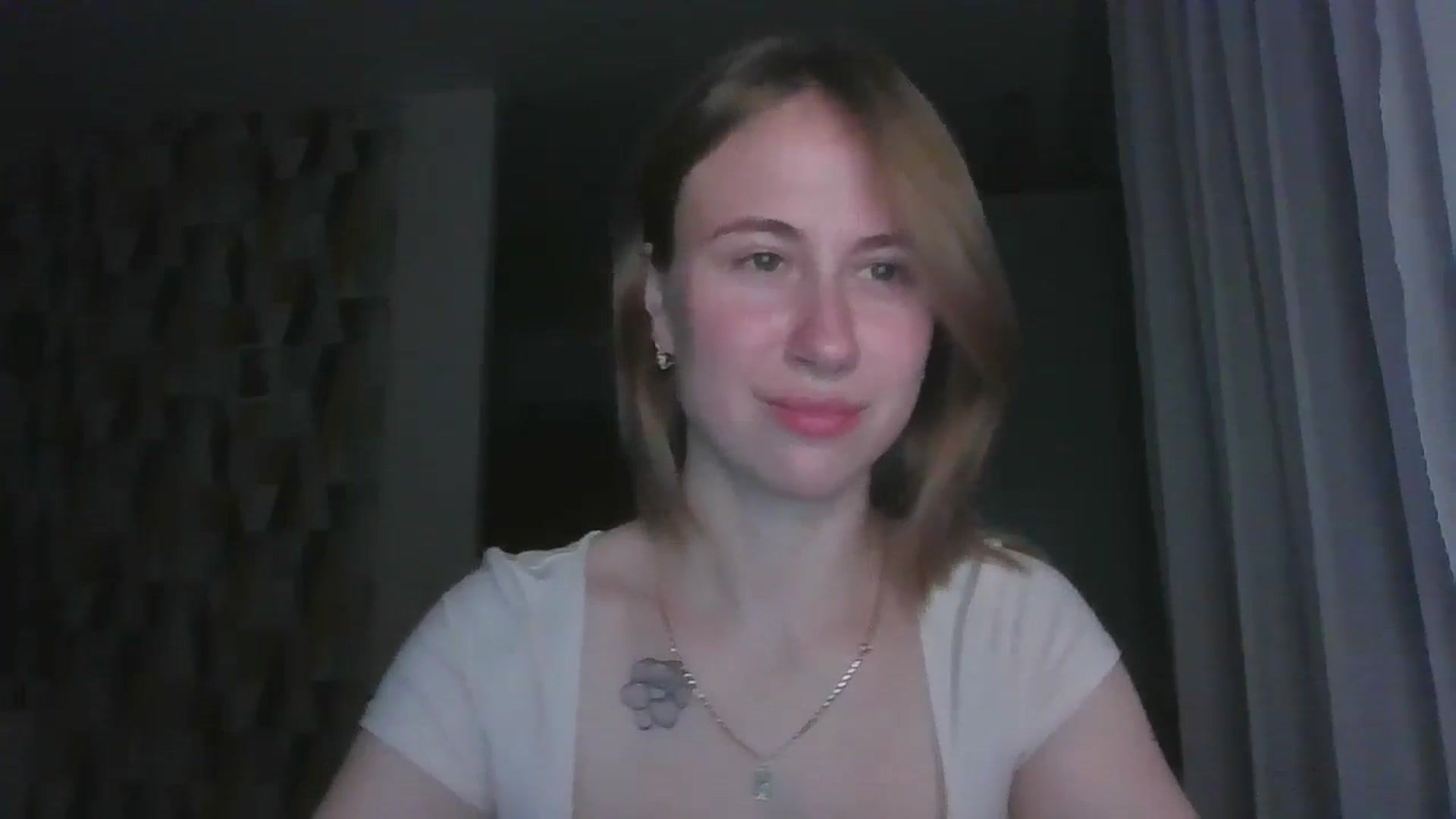 Gallery image thumbnail from Marmelade's myfreecams stream on, 08/30/2024, 23:09 image 11 of 20