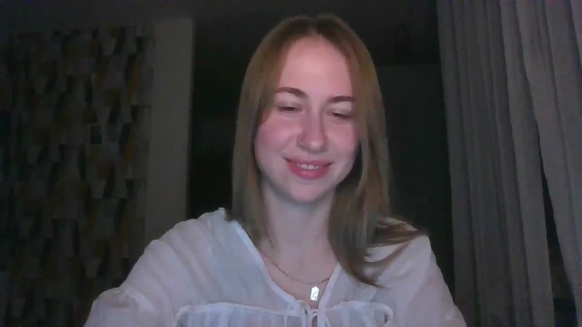 Gallery image thumbnail from Marmelade's myfreecams stream on, 09/07/2024, 22:28 image 18 of 20