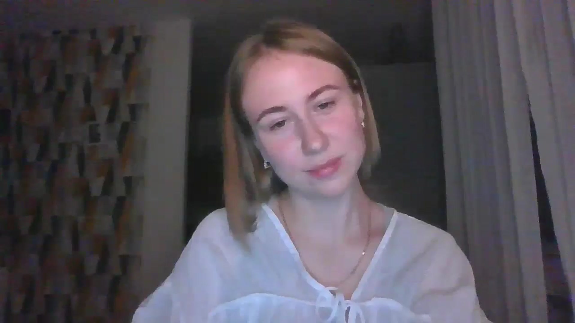 Gallery image thumbnail from Marmelade's myfreecams stream on, 09/07/2024, 22:28 image 8 of 20