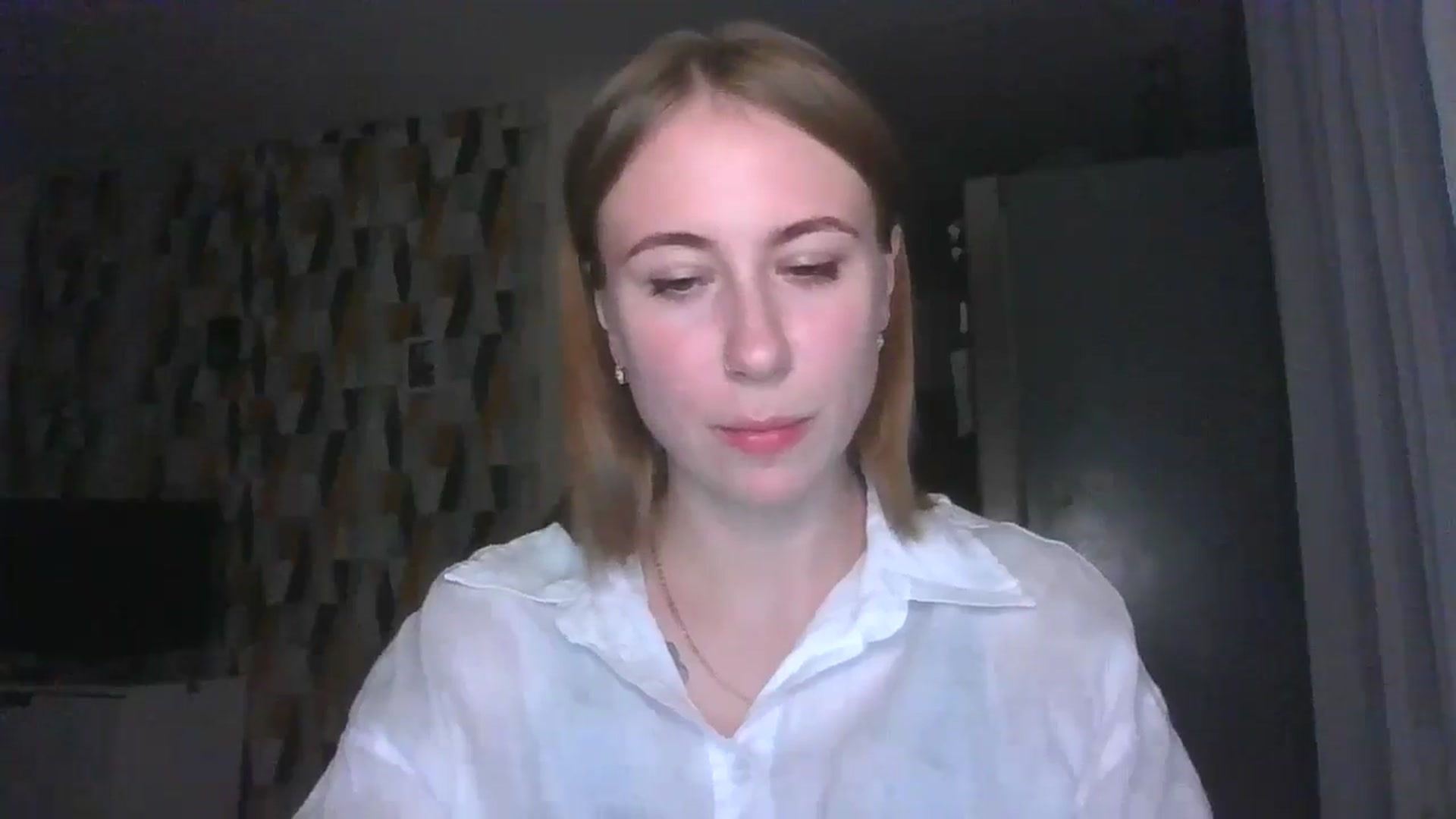 Gallery image thumbnail from Marmelade's myfreecams stream on, 09/08/2024, 21:32 image 4 of 20