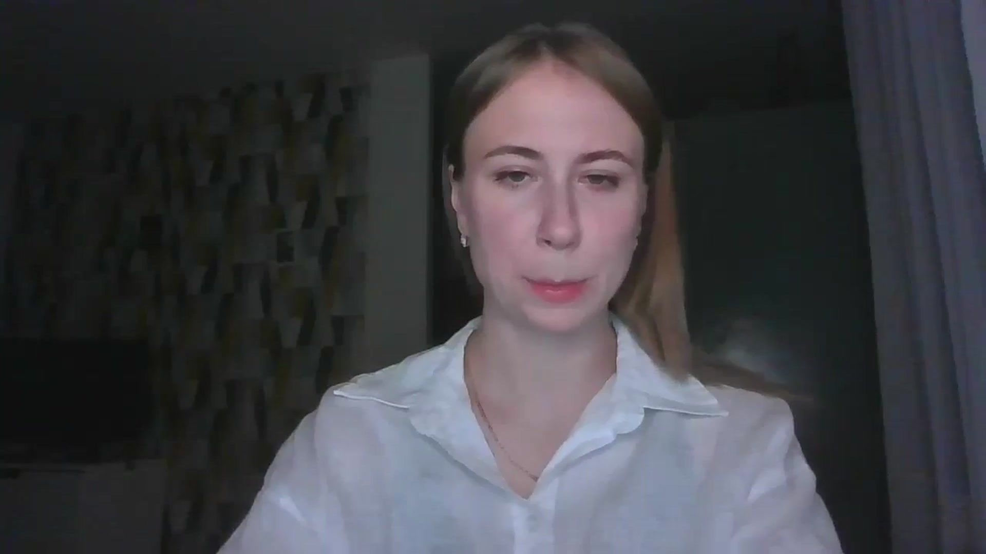 Gallery image thumbnail from Marmelade's myfreecams stream on, 09/08/2024, 21:32 image 15 of 20