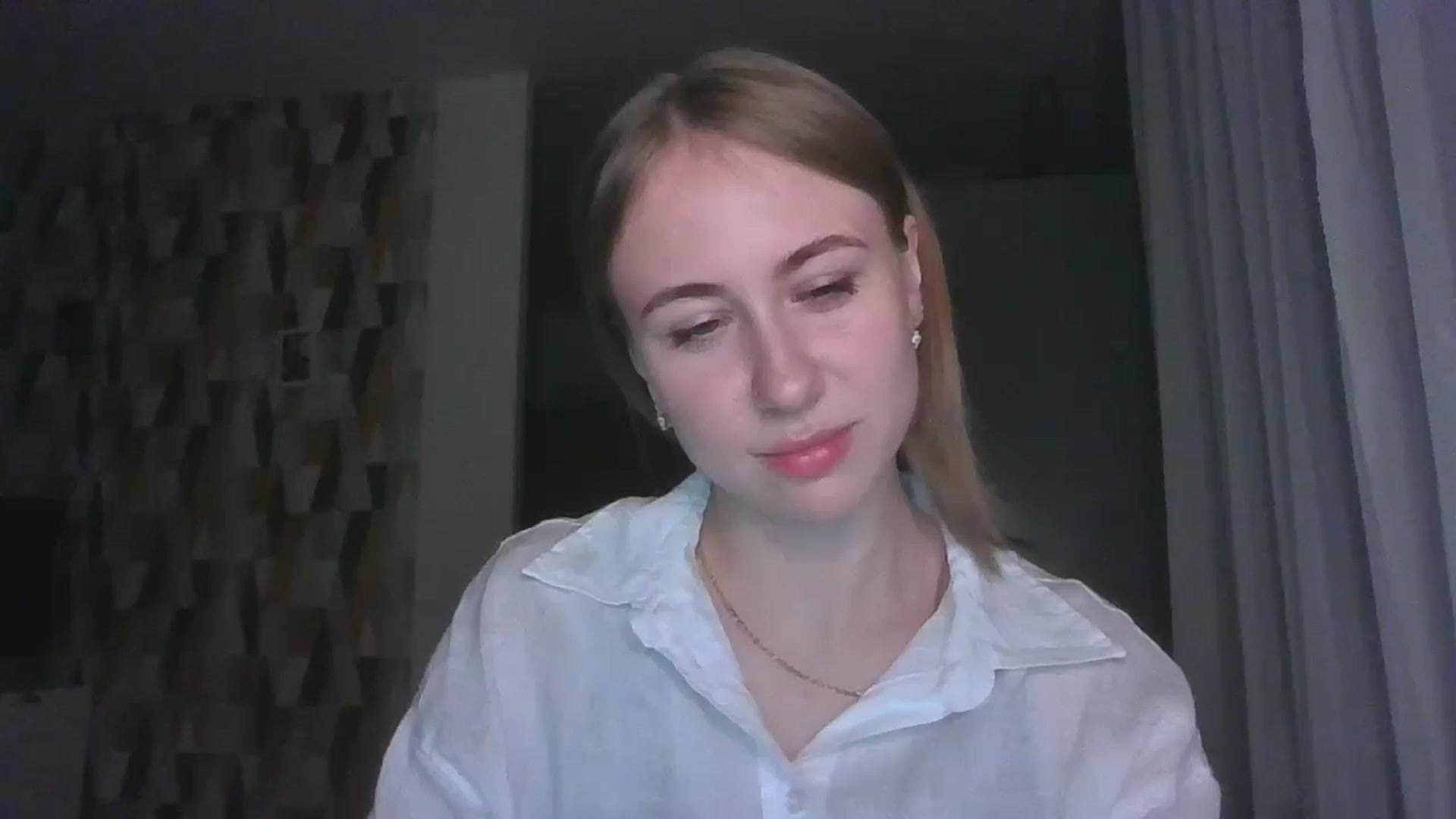 Gallery image thumbnail from Marmelade's myfreecams stream on, 09/08/2024, 22:19 image 12 of 20