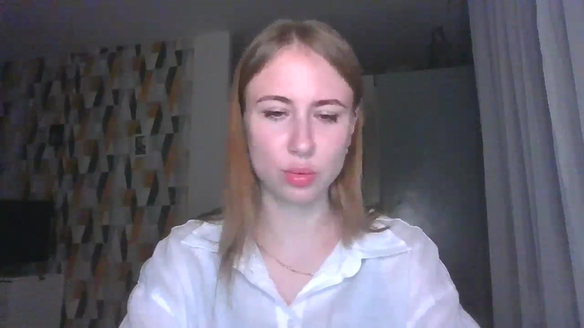 Gallery image thumbnail from Marmelade's myfreecams stream on, 09/08/2024, 22:19 image 8 of 20