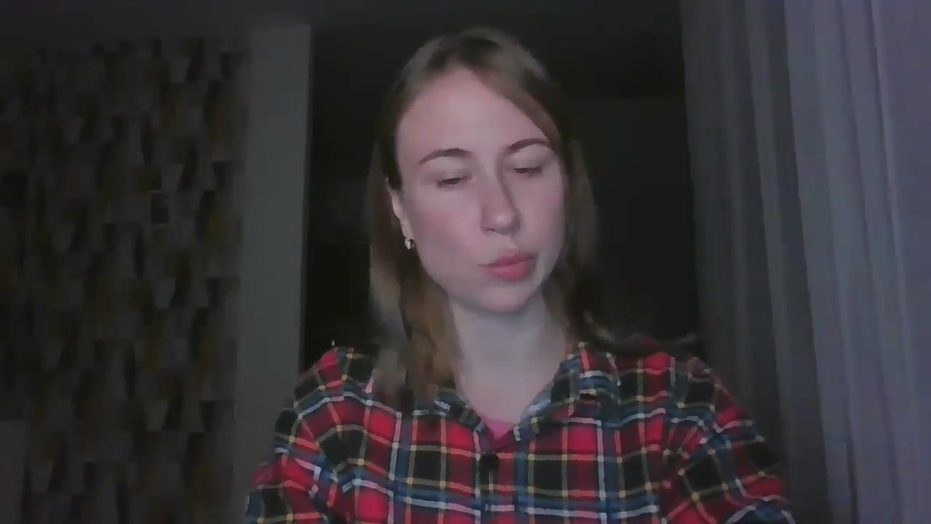 Gallery image thumbnail from Marmelade's myfreecams stream on, 09/10/2024, 22:17 image 8 of 20