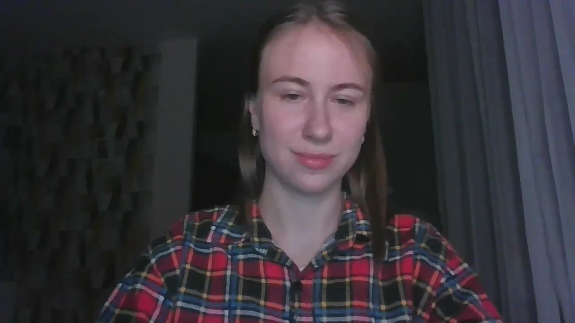Gallery image thumbnail from Marmelade's myfreecams stream on, 09/21/2024, 22:24 image 13 of 20
