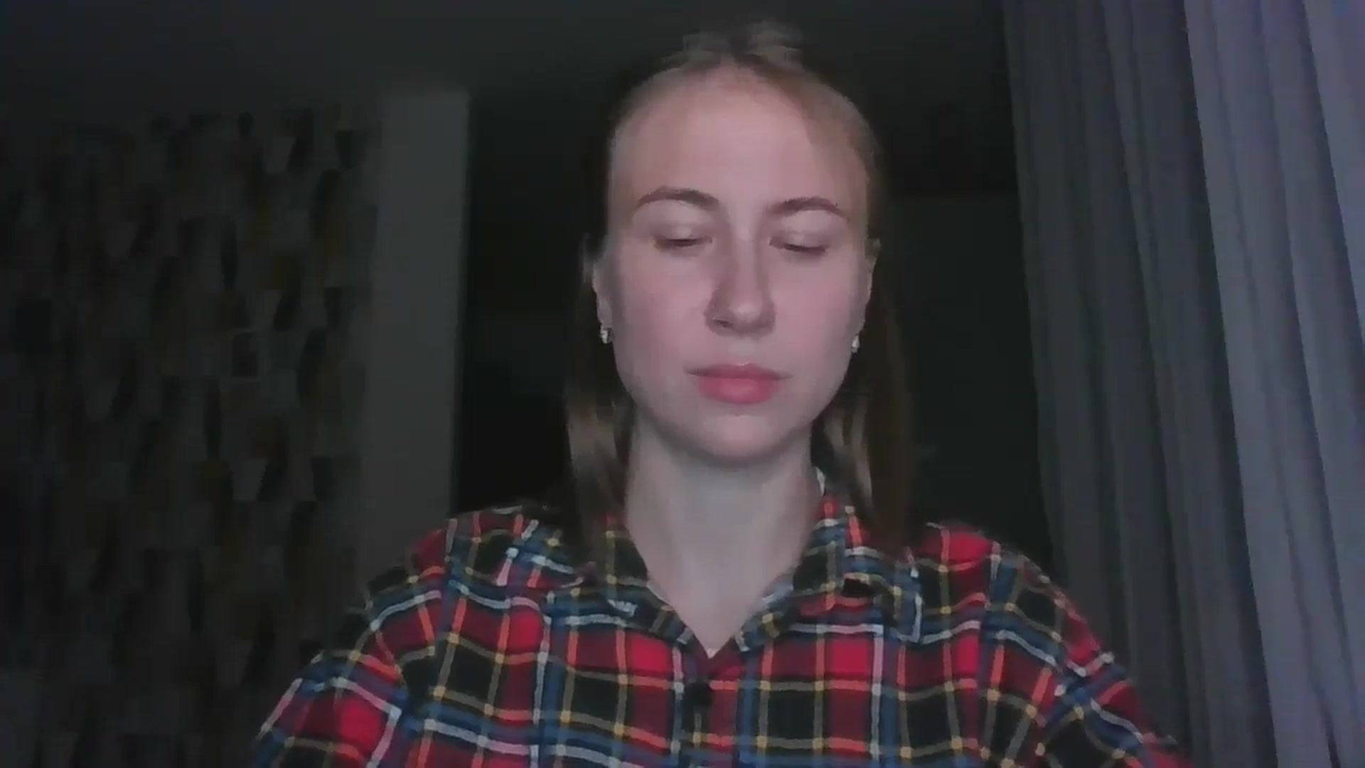 Gallery image thumbnail from Marmelade's myfreecams stream on, 09/21/2024, 22:24 image 18 of 20