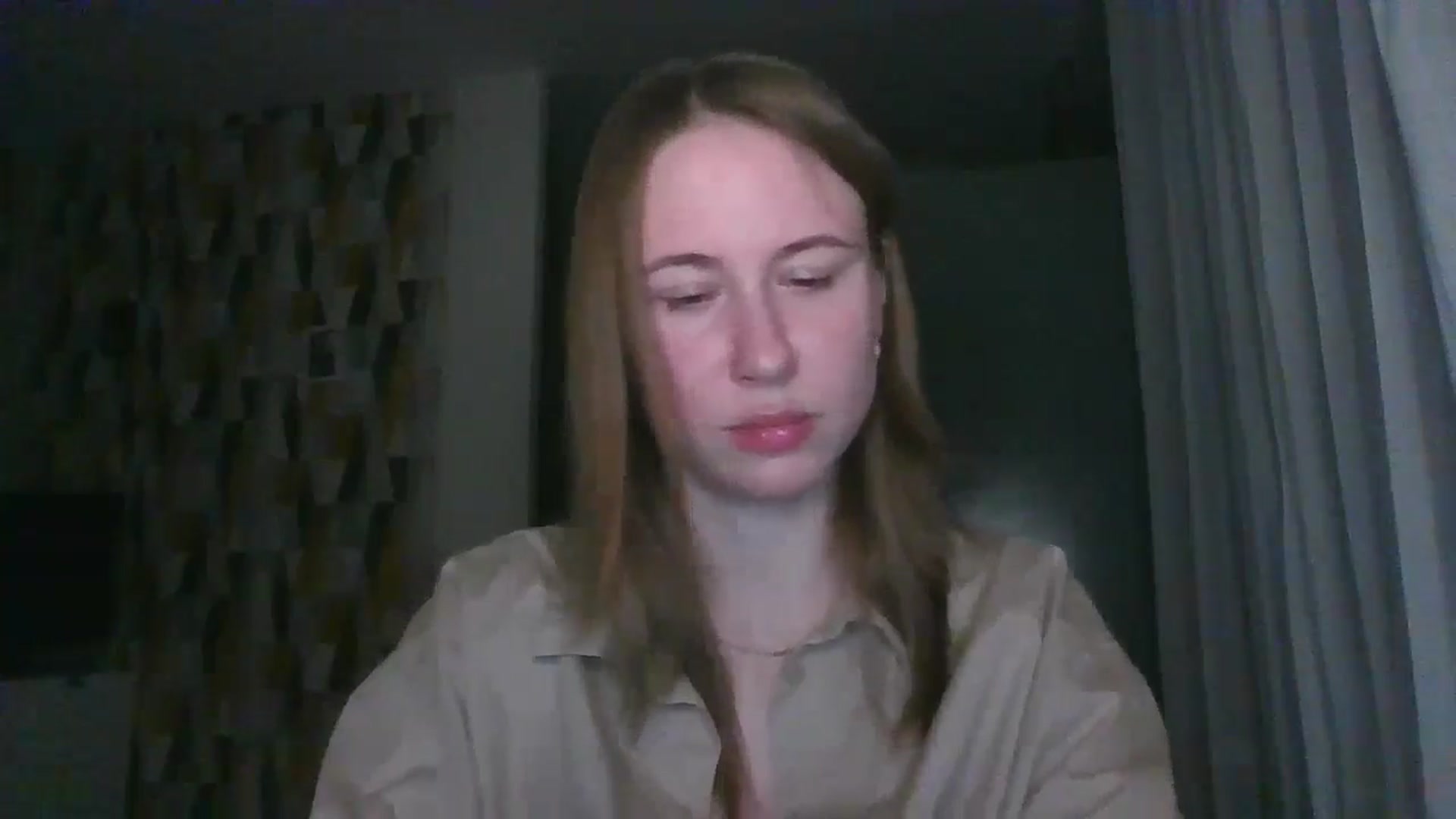 Gallery image thumbnail from Marmelade's myfreecams stream on, 11/03/2024, 23:17 image 19 of 20