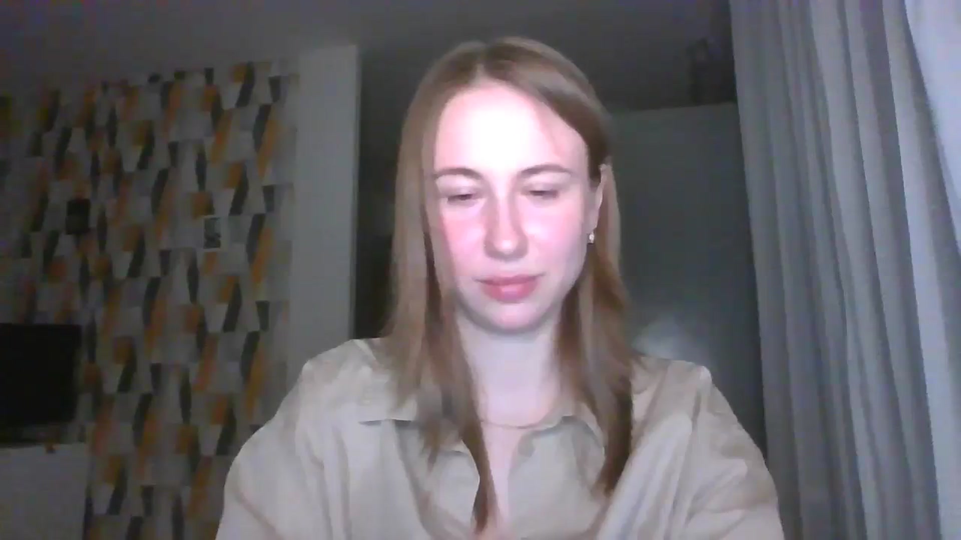 Gallery image thumbnail from Marmelade's myfreecams stream on, 11/03/2024, 23:17 image 12 of 20