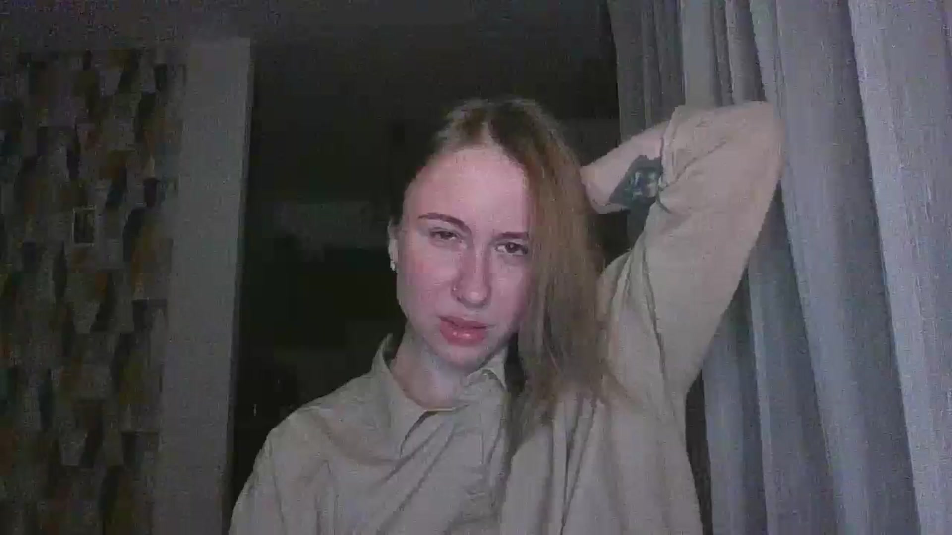 Gallery image thumbnail from Marmelade's myfreecams stream on, 11/04/2024, 23:16 image 2 of 20