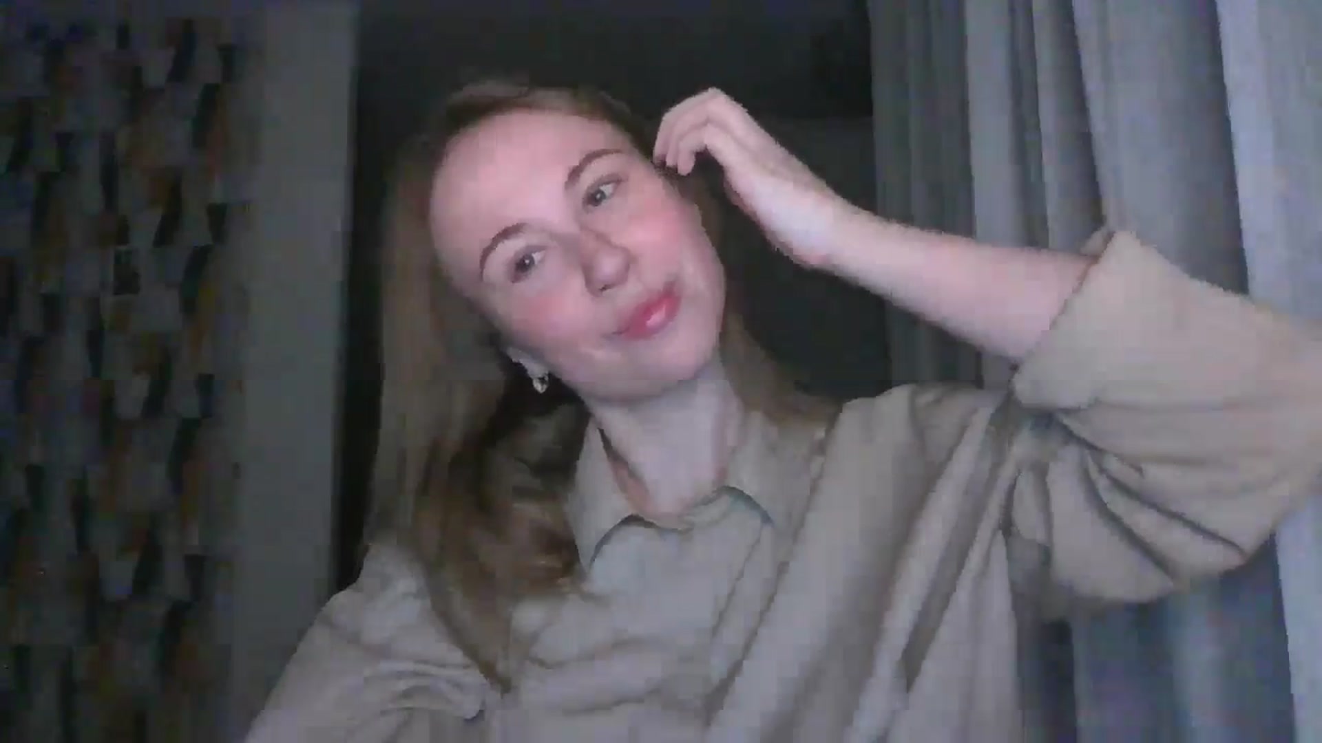 Gallery image thumbnail from Marmelade's myfreecams stream on, 11/04/2024, 23:16 image 12 of 20
