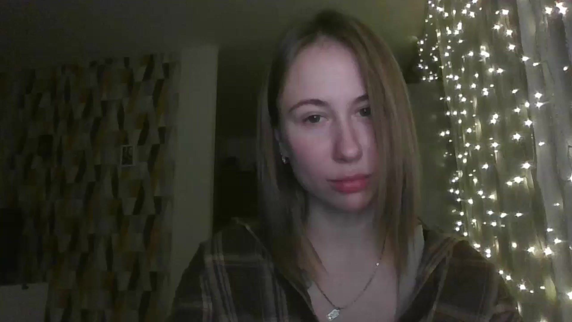 Gallery image thumbnail from Marmelade's myfreecams stream on, 11/11/2024, 22:00 image 18 of 20