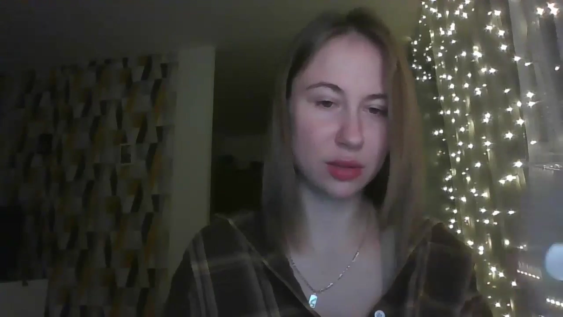 Gallery image thumbnail from Marmelade's myfreecams stream on, 11/11/2024, 22:00 image 14 of 20