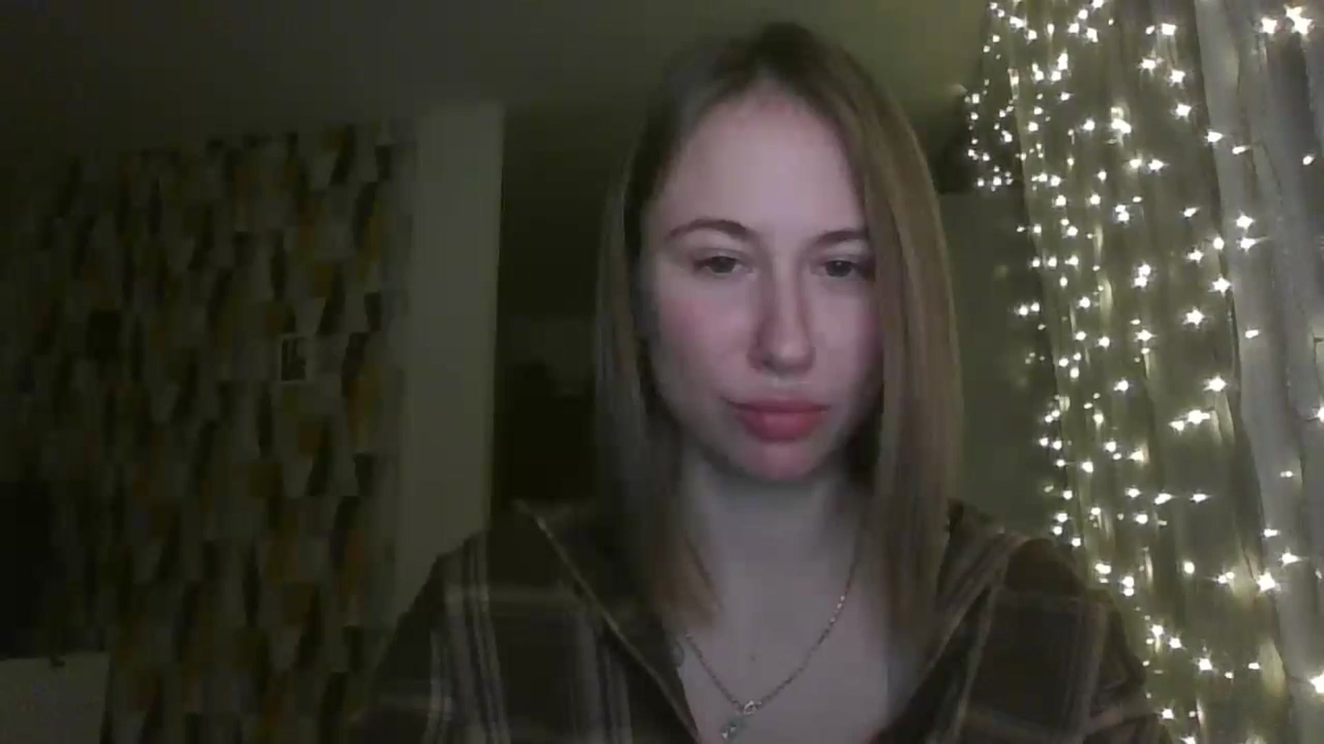 Gallery image thumbnail from Marmelade's myfreecams stream on, 11/11/2024, 22:00 image 20 of 20