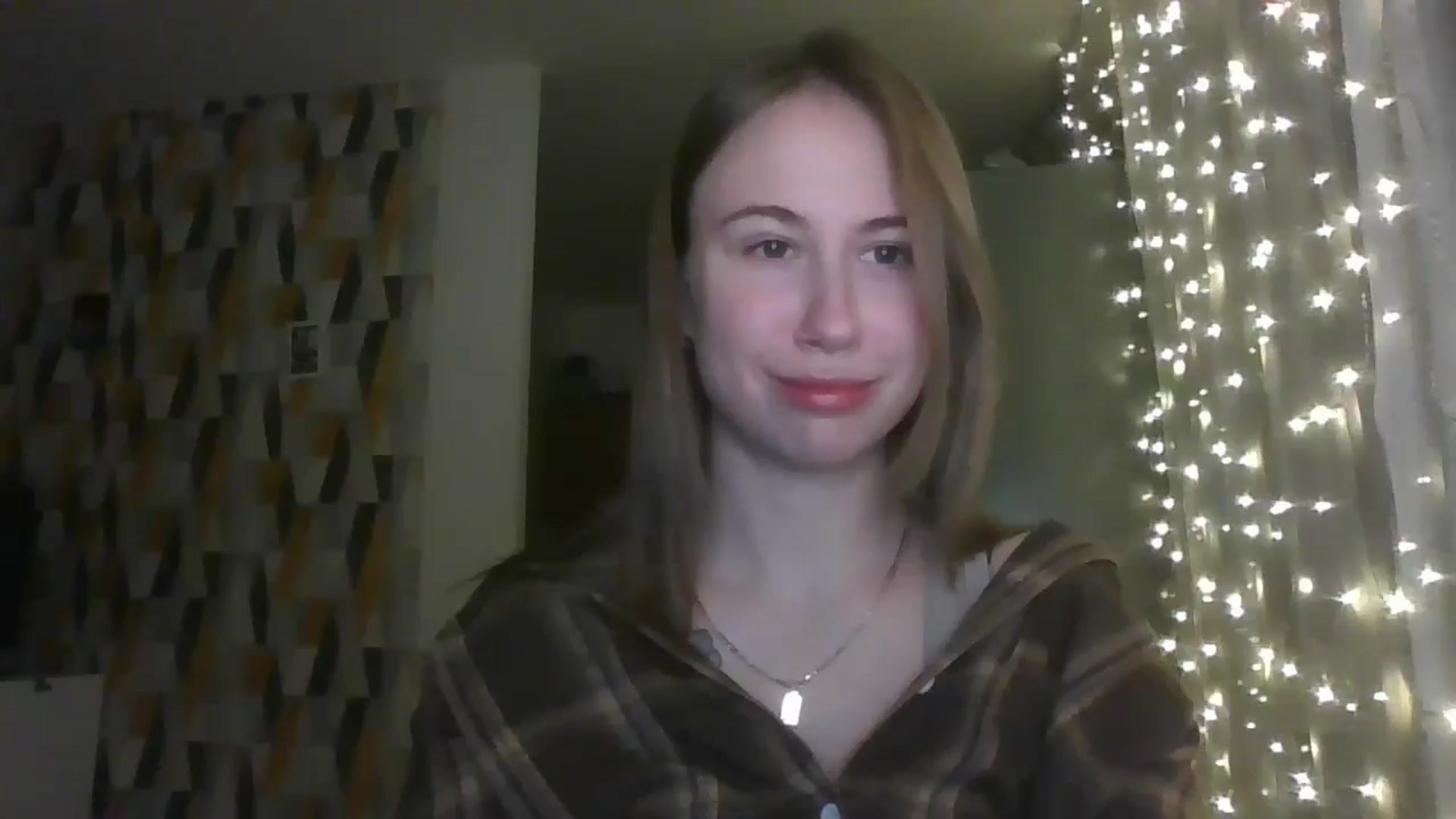 Gallery image thumbnail from Marmelade's myfreecams stream on, 11/11/2024, 23:23 image 18 of 20