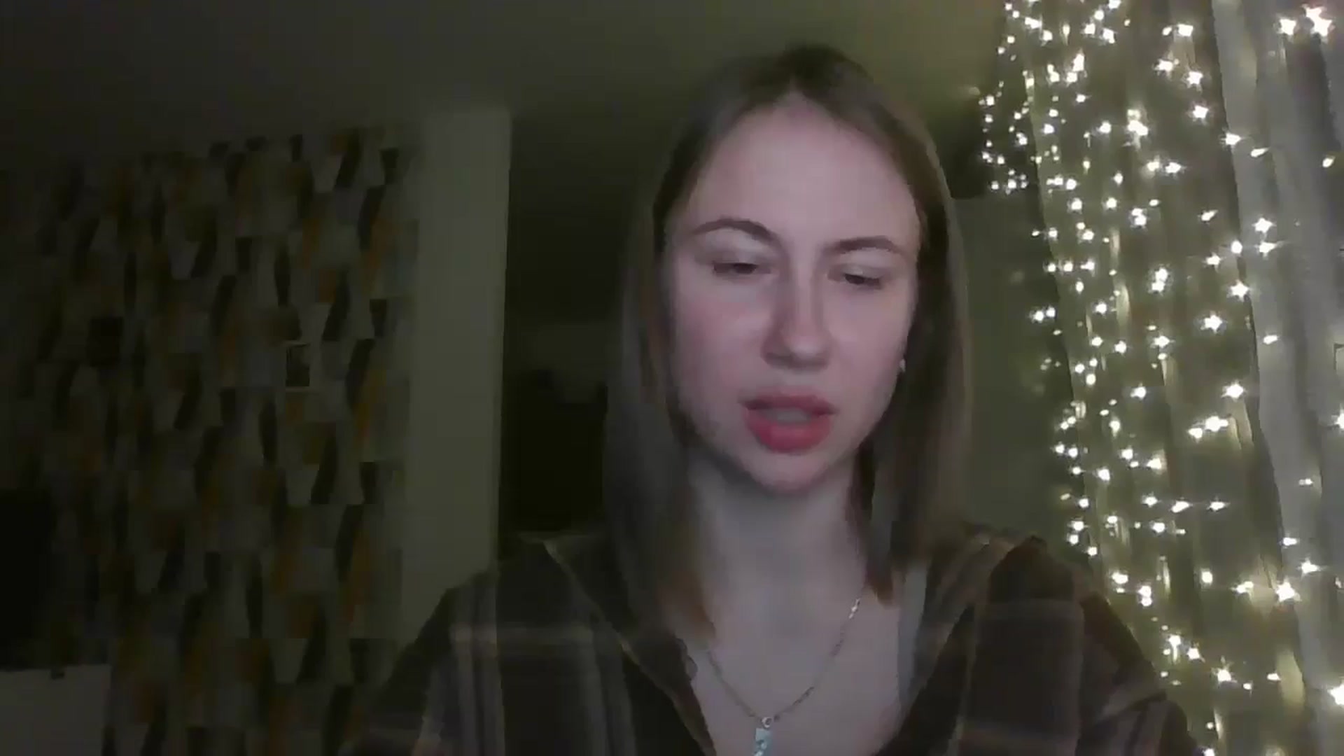 Gallery image thumbnail from Marmelade's myfreecams stream on, 11/11/2024, 23:23 image 3 of 20