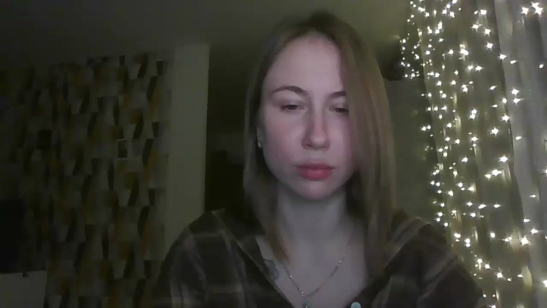 Gallery image thumbnail from Marmelade's myfreecams stream on, 11/11/2024, 23:23 image 4 of 20