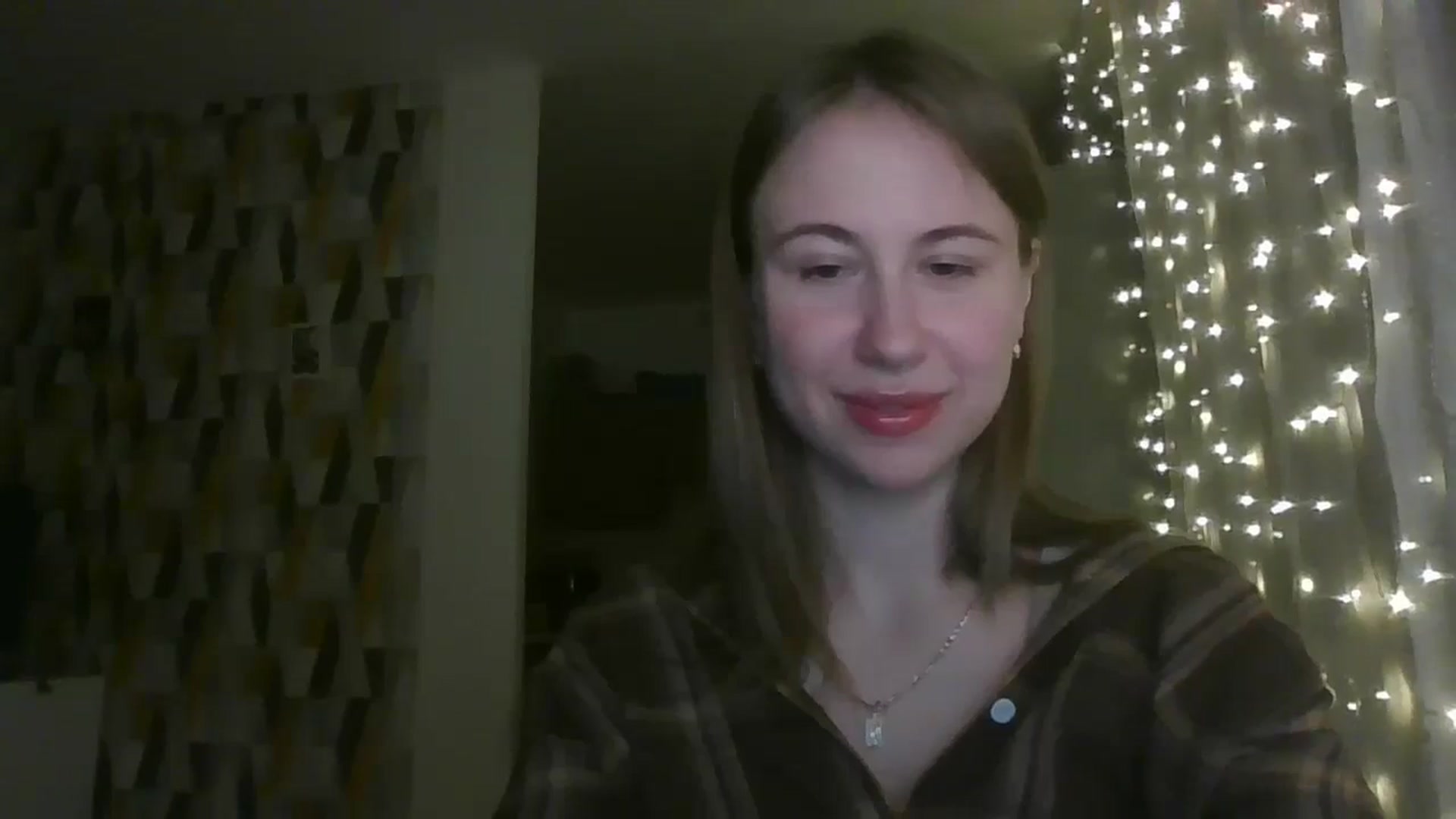 Gallery image thumbnail from Marmelade's myfreecams stream on, 11/11/2024, 23:23 image 16 of 20