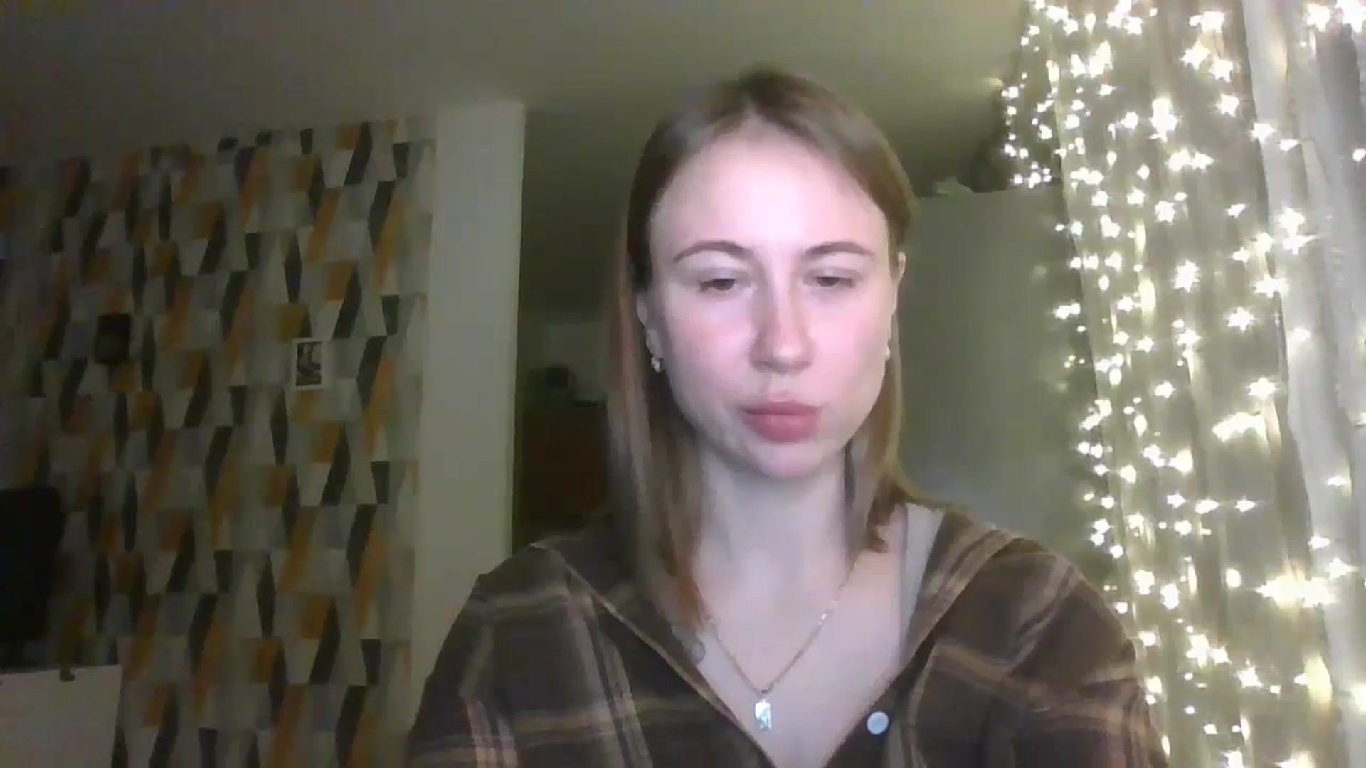 Gallery image thumbnail from Marmelade's myfreecams stream on, 11/11/2024, 23:23 image 14 of 20