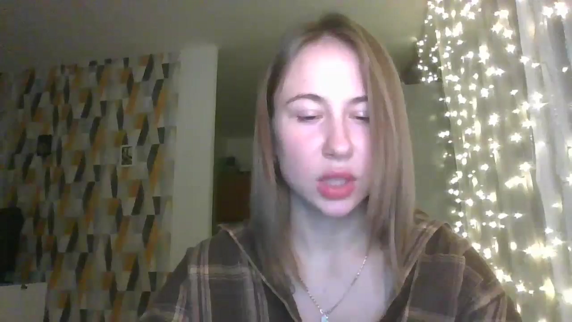 Gallery image thumbnail from Marmelade's myfreecams stream on, 11/11/2024, 23:23 image 2 of 20