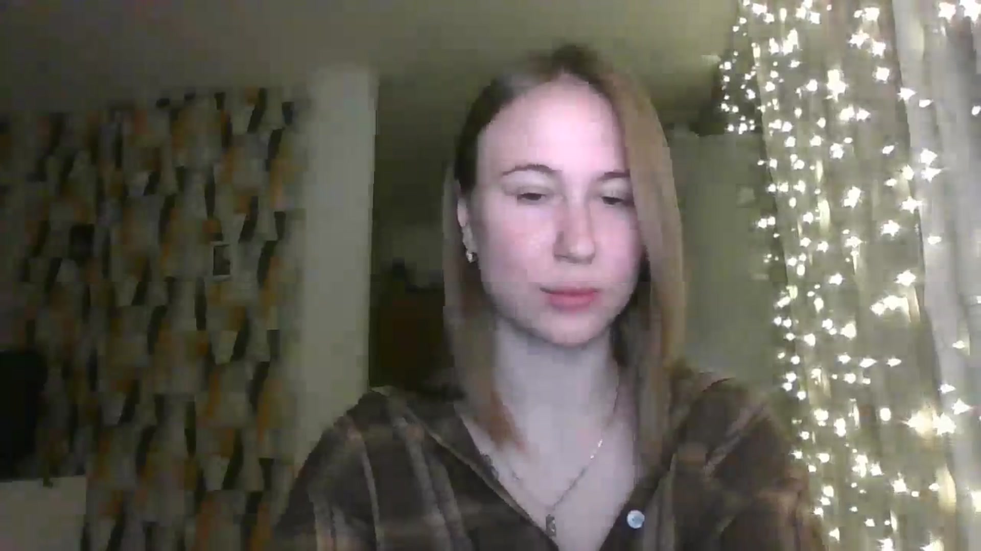 Gallery image thumbnail from Marmelade's myfreecams stream on, 11/11/2024, 23:23 image 8 of 20