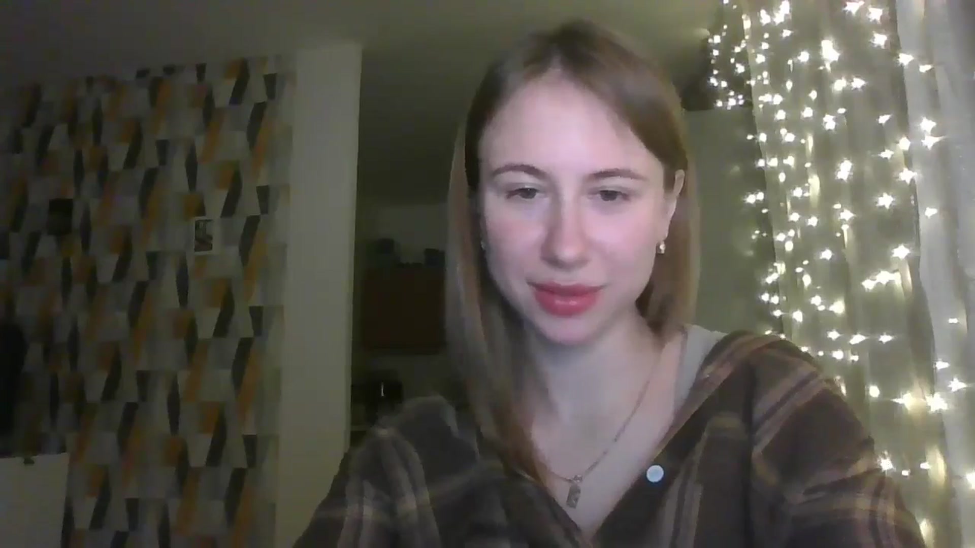 Gallery image thumbnail from Marmelade's myfreecams stream on, 11/11/2024, 23:23 image 17 of 20