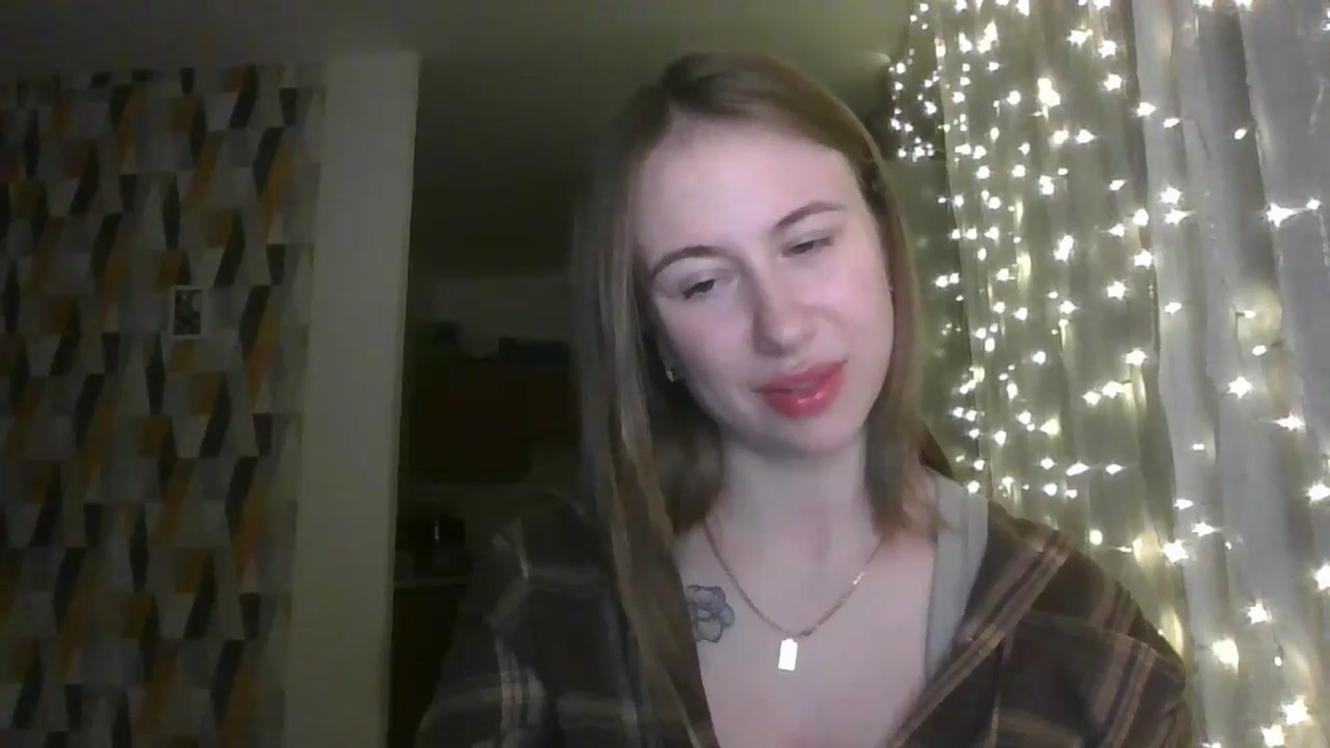 Gallery image thumbnail from Marmelade's myfreecams stream on, 11/12/2024, 24:36 image 10 of 20